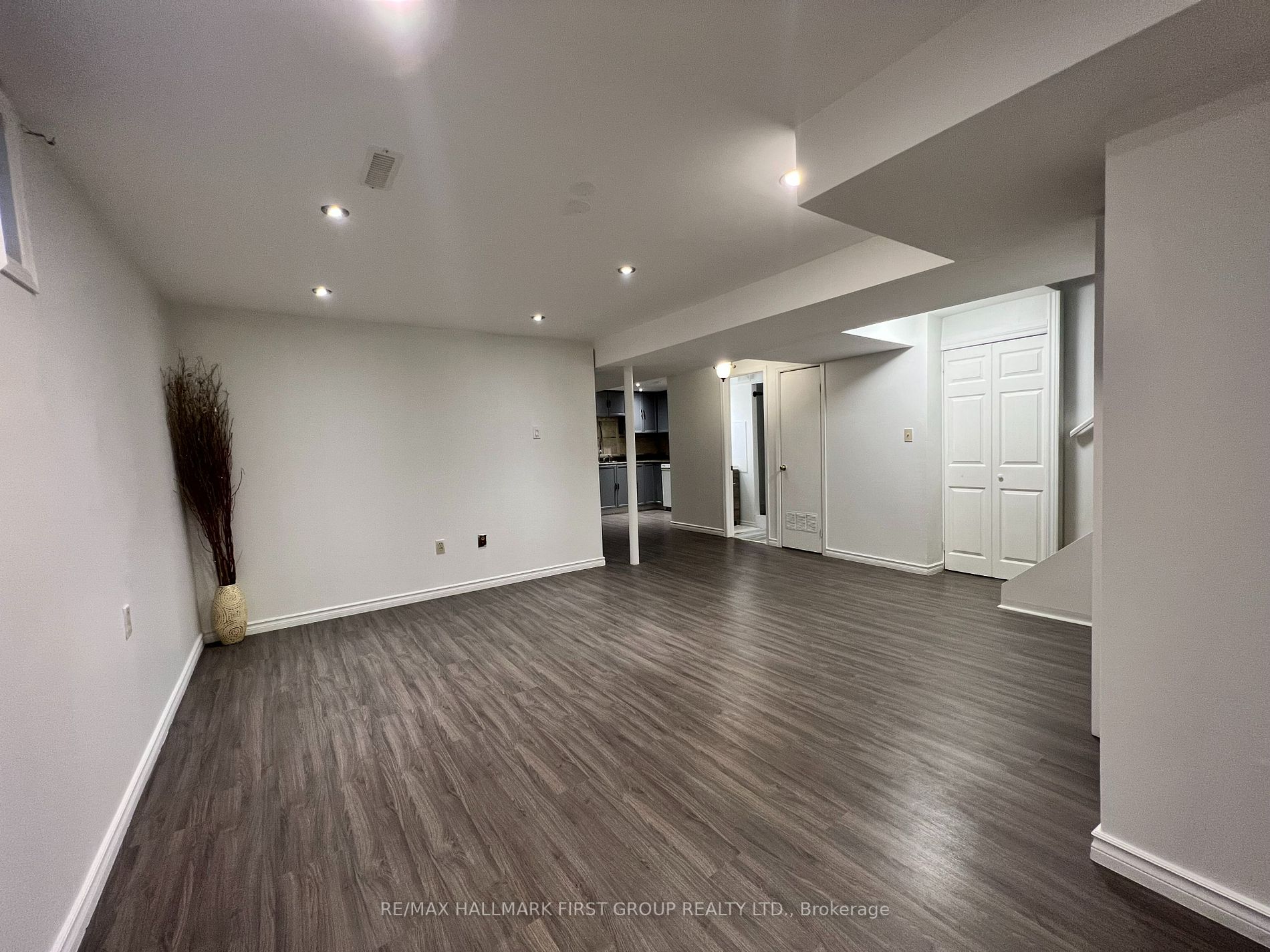 1731 Echo Point Crt