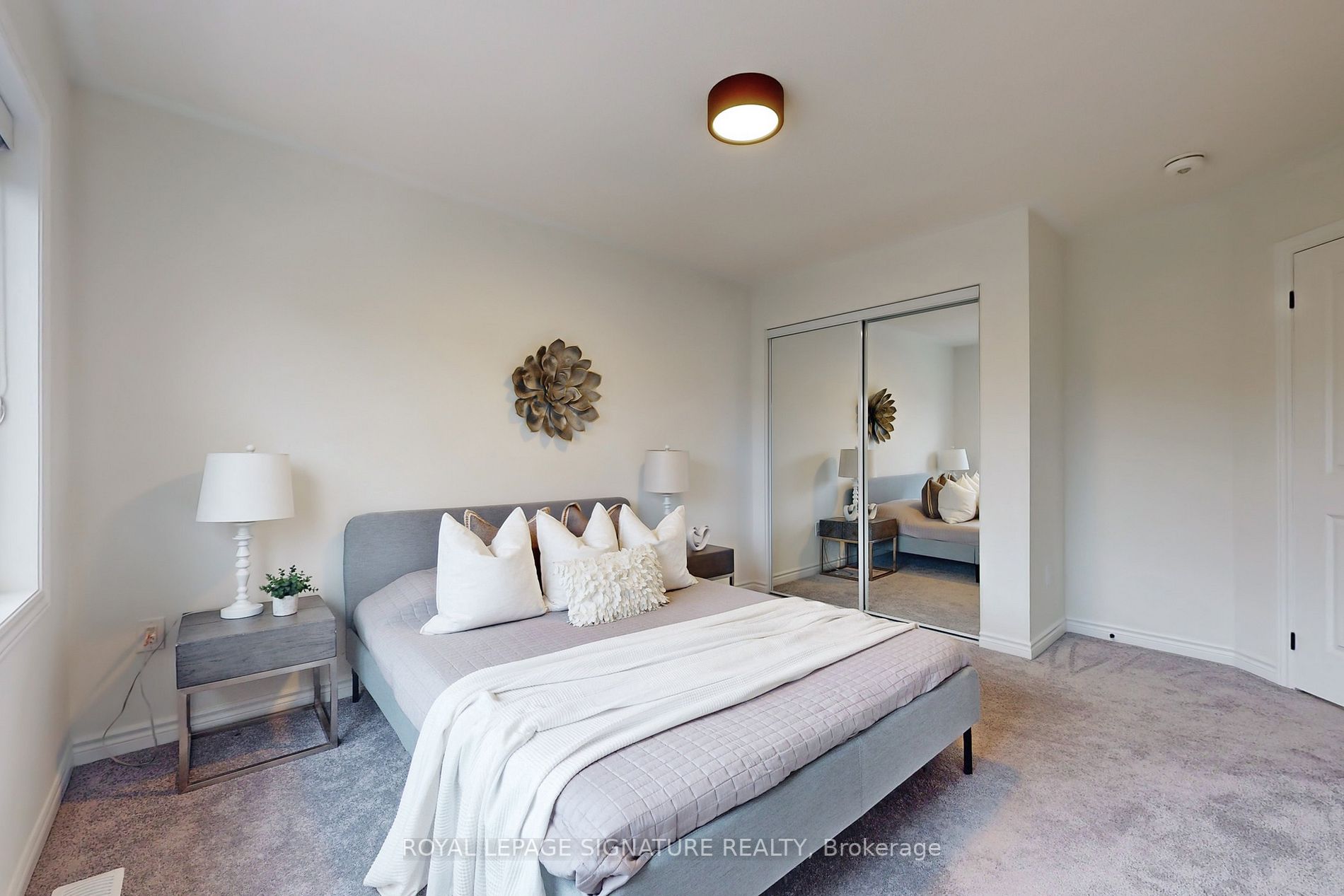 49 Broden Cres