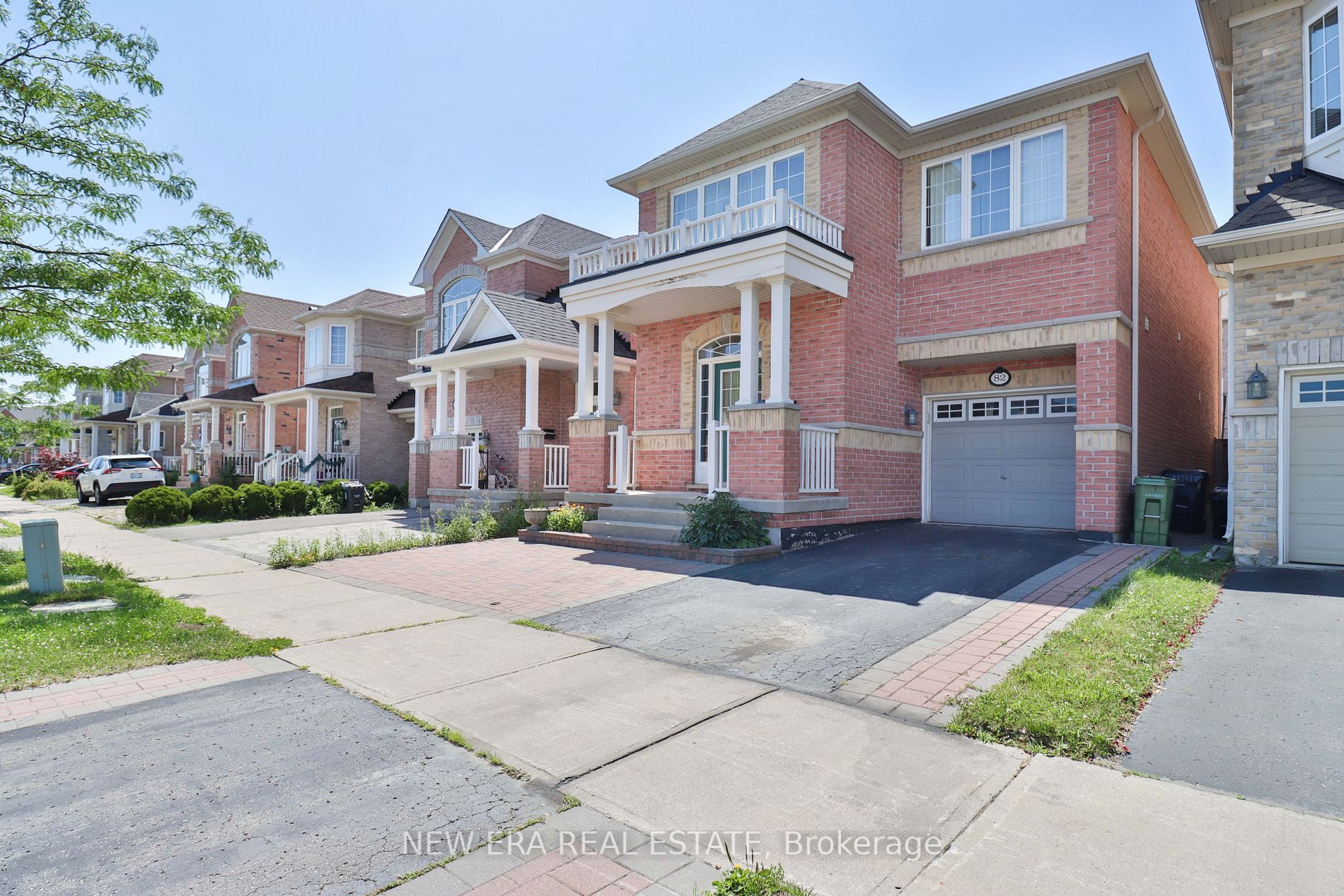 82 Vivian Rd