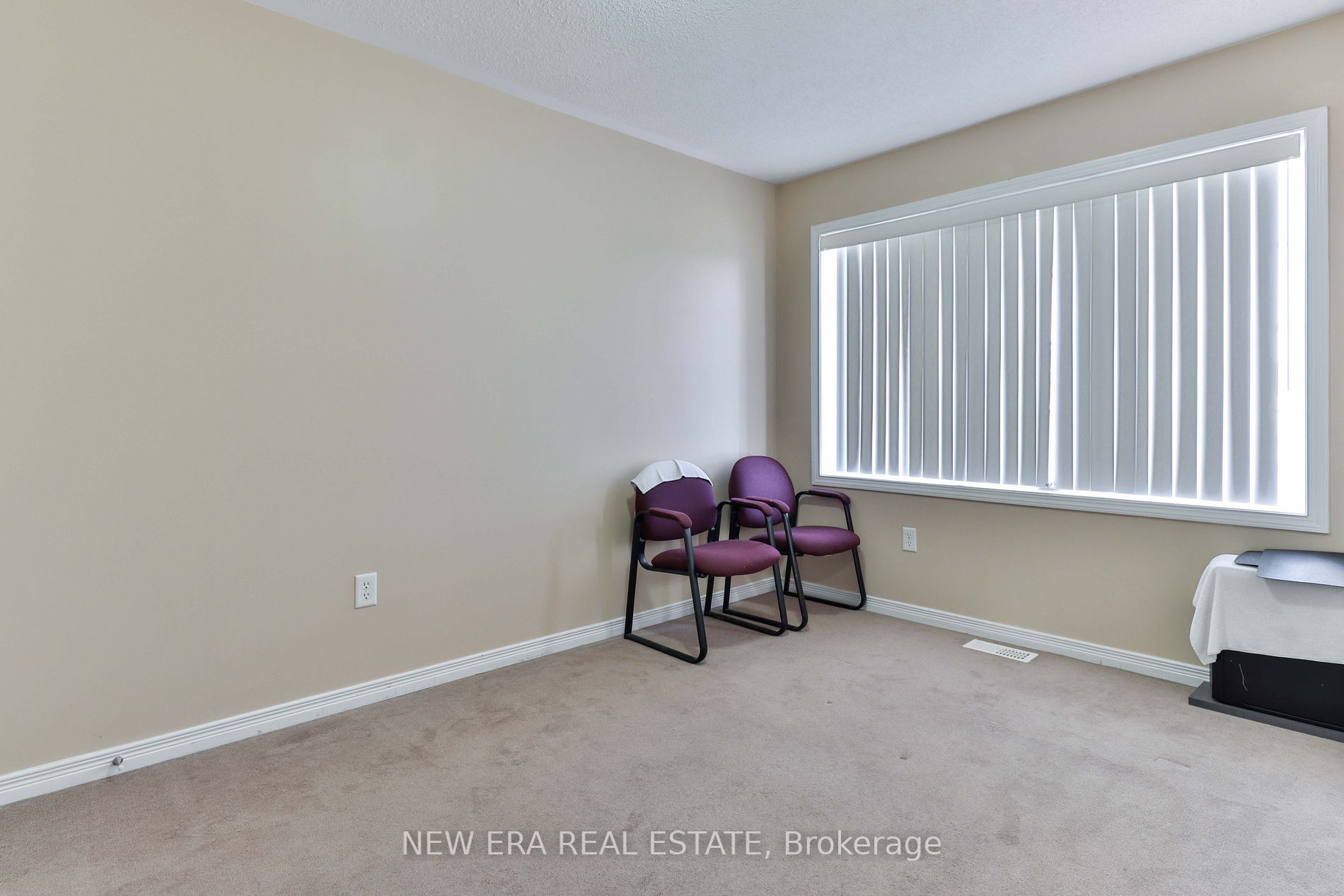 82 Vivian Rd