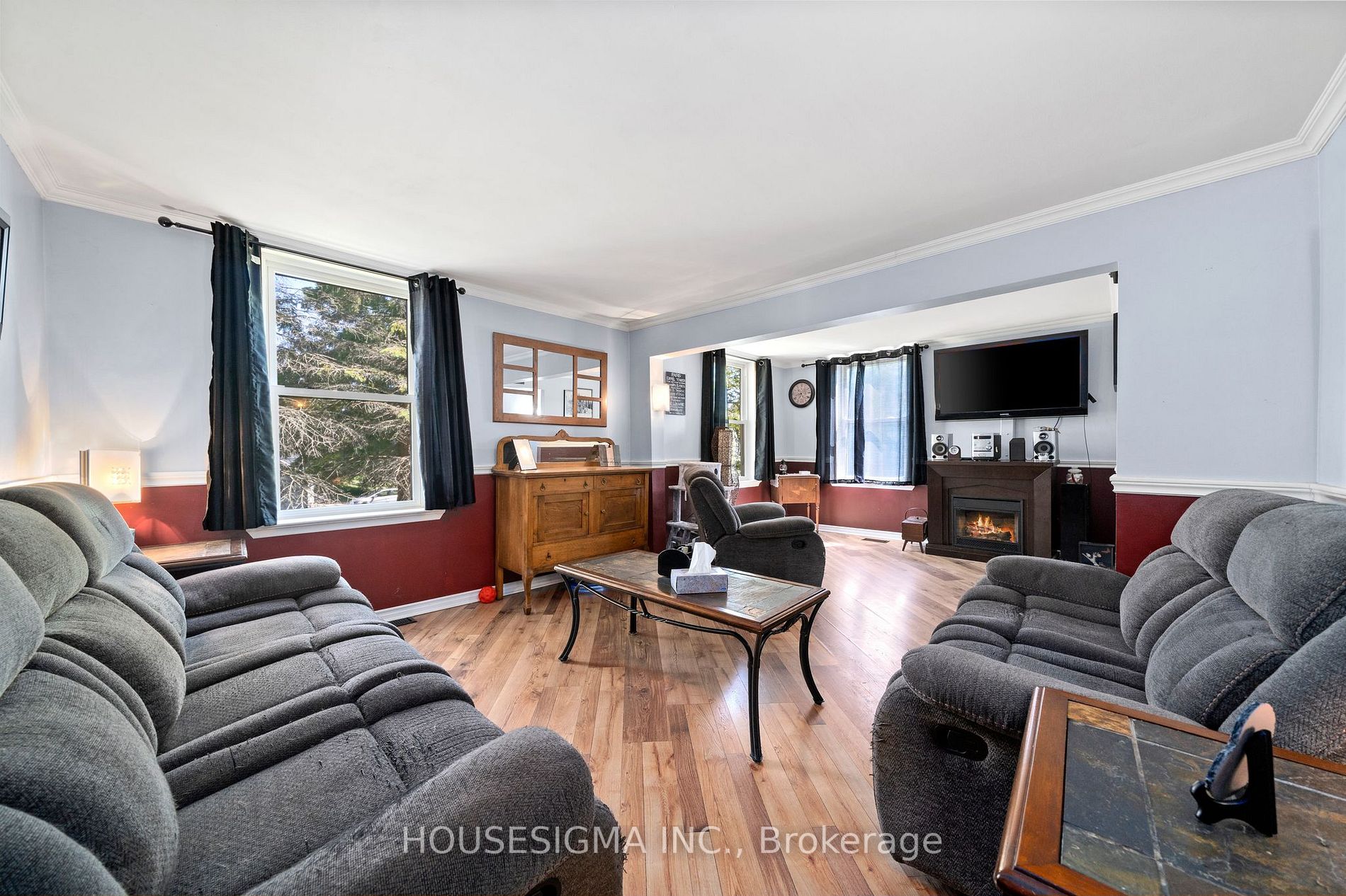 2078 Hwy 2 W