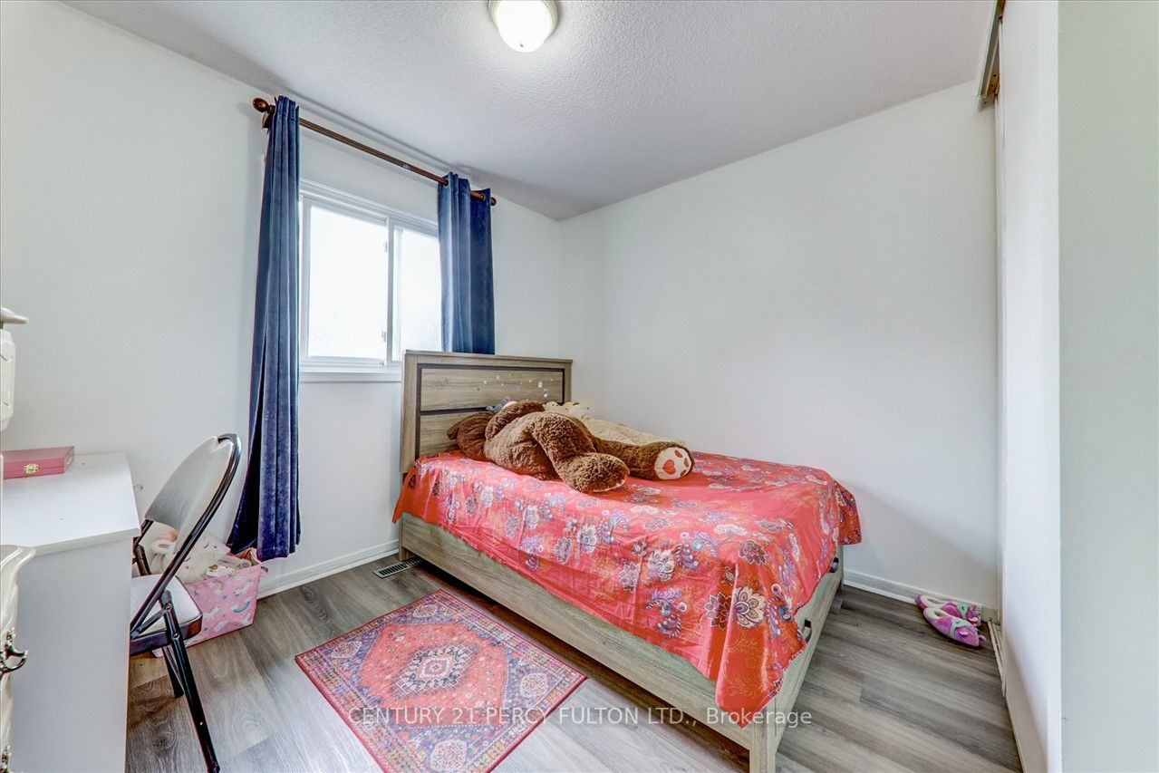 1548 Marshcourt Dr