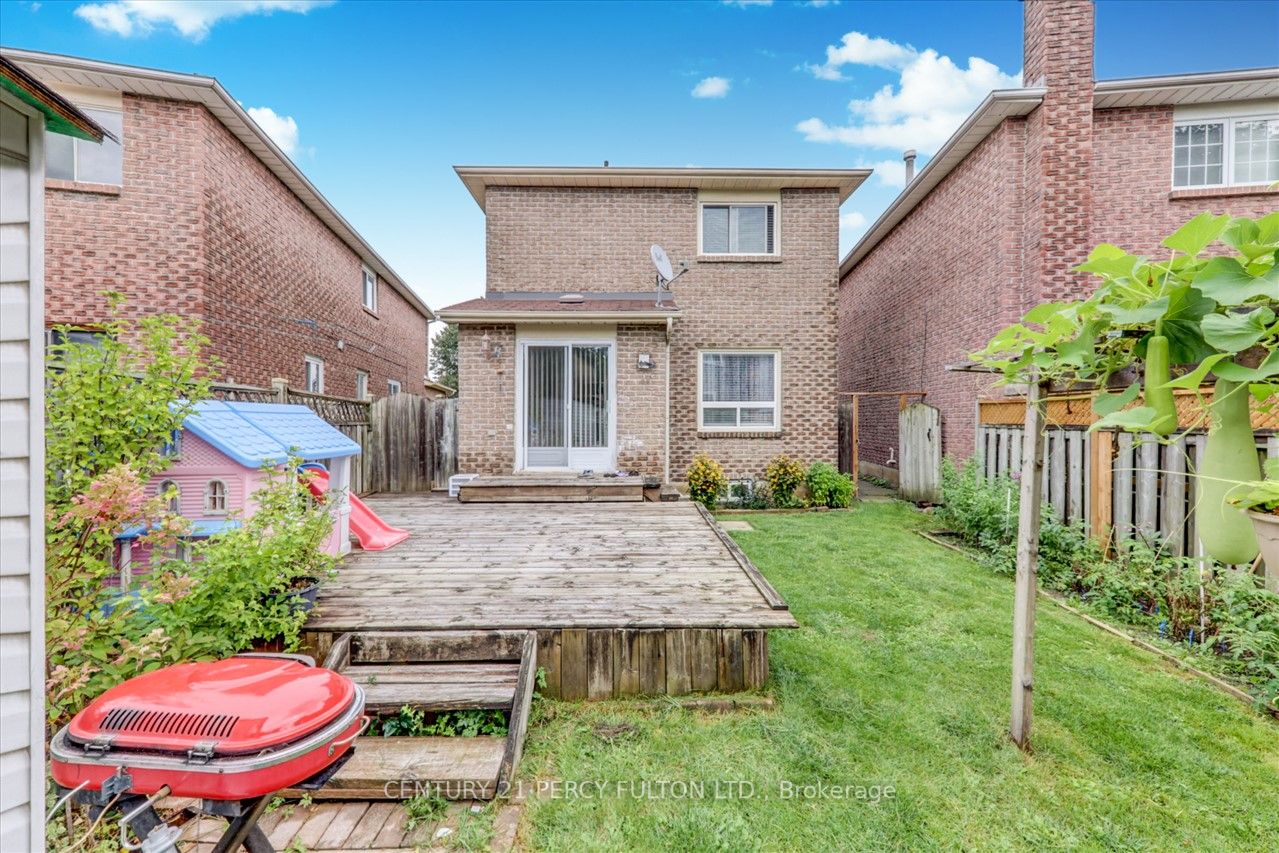 1548 Marshcourt Dr