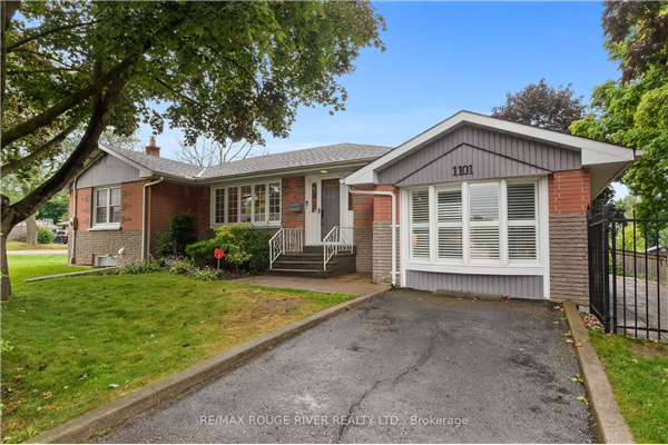 1101 Walnut St W, Whitby