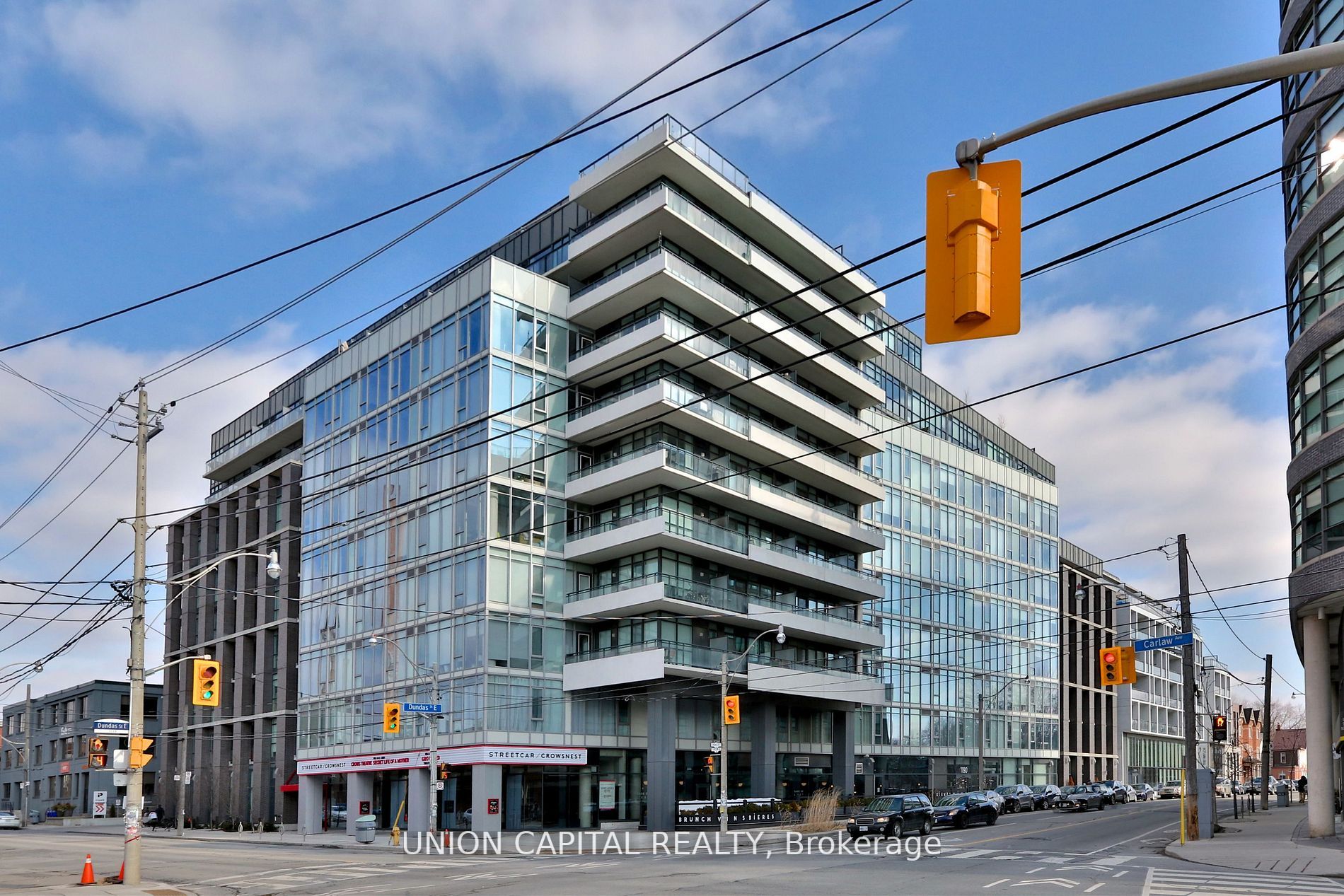 1190 Dundas St E, #324