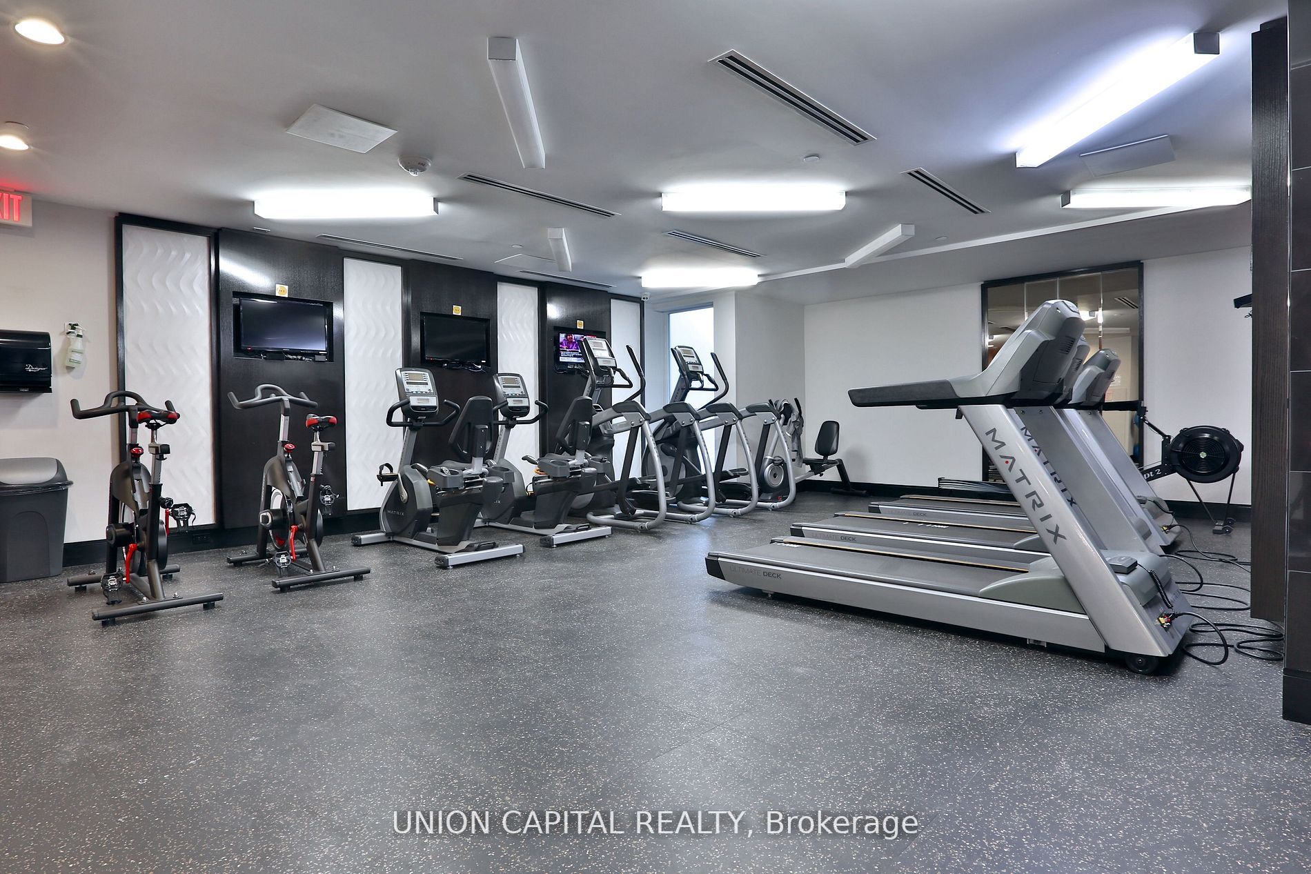 1190 Dundas St E, #324