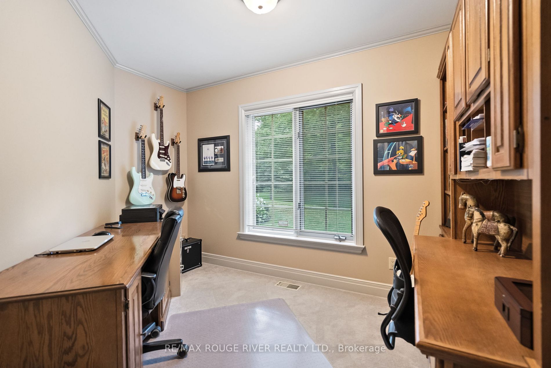 27 Timberlane Crt