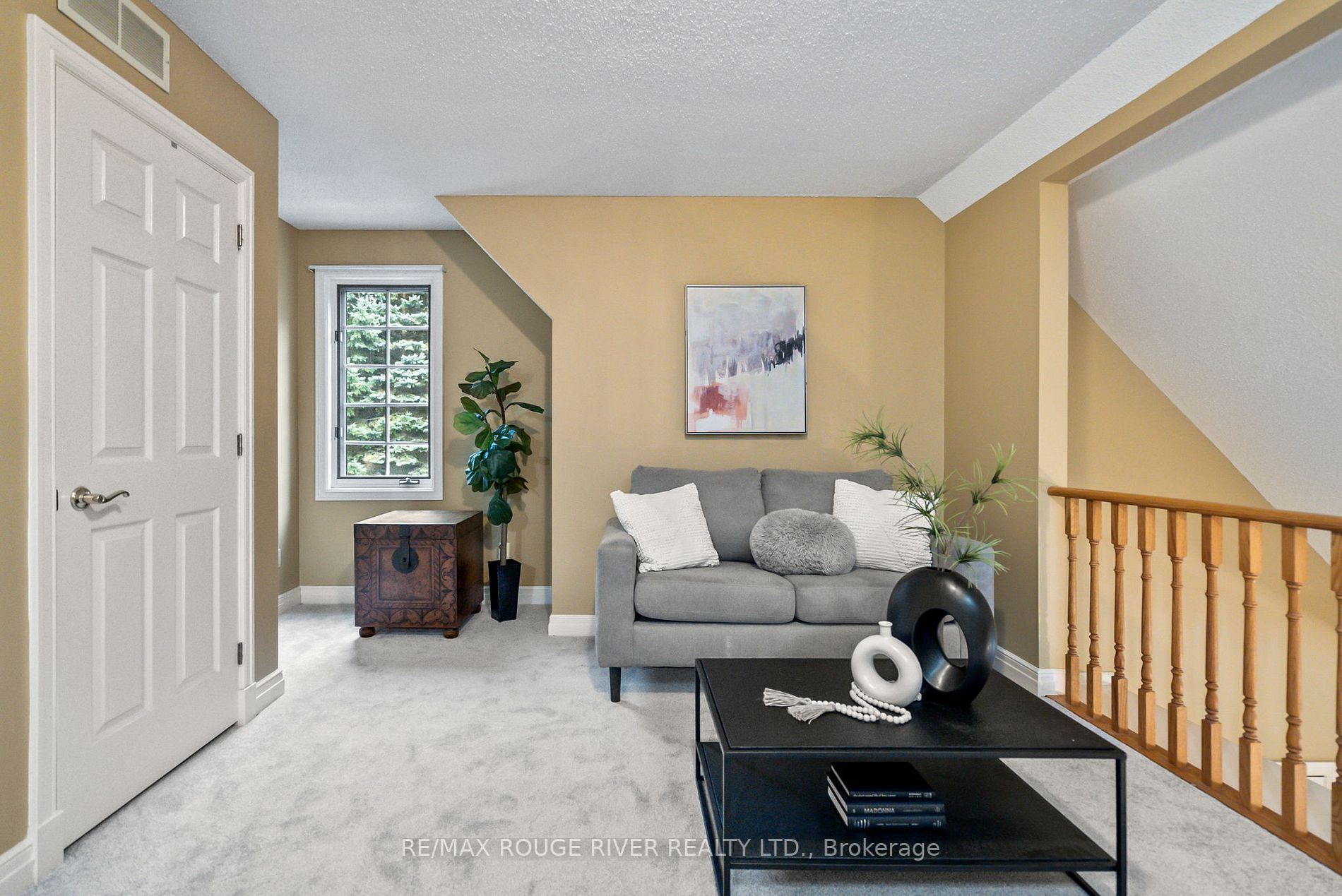 27 Timberlane Crt