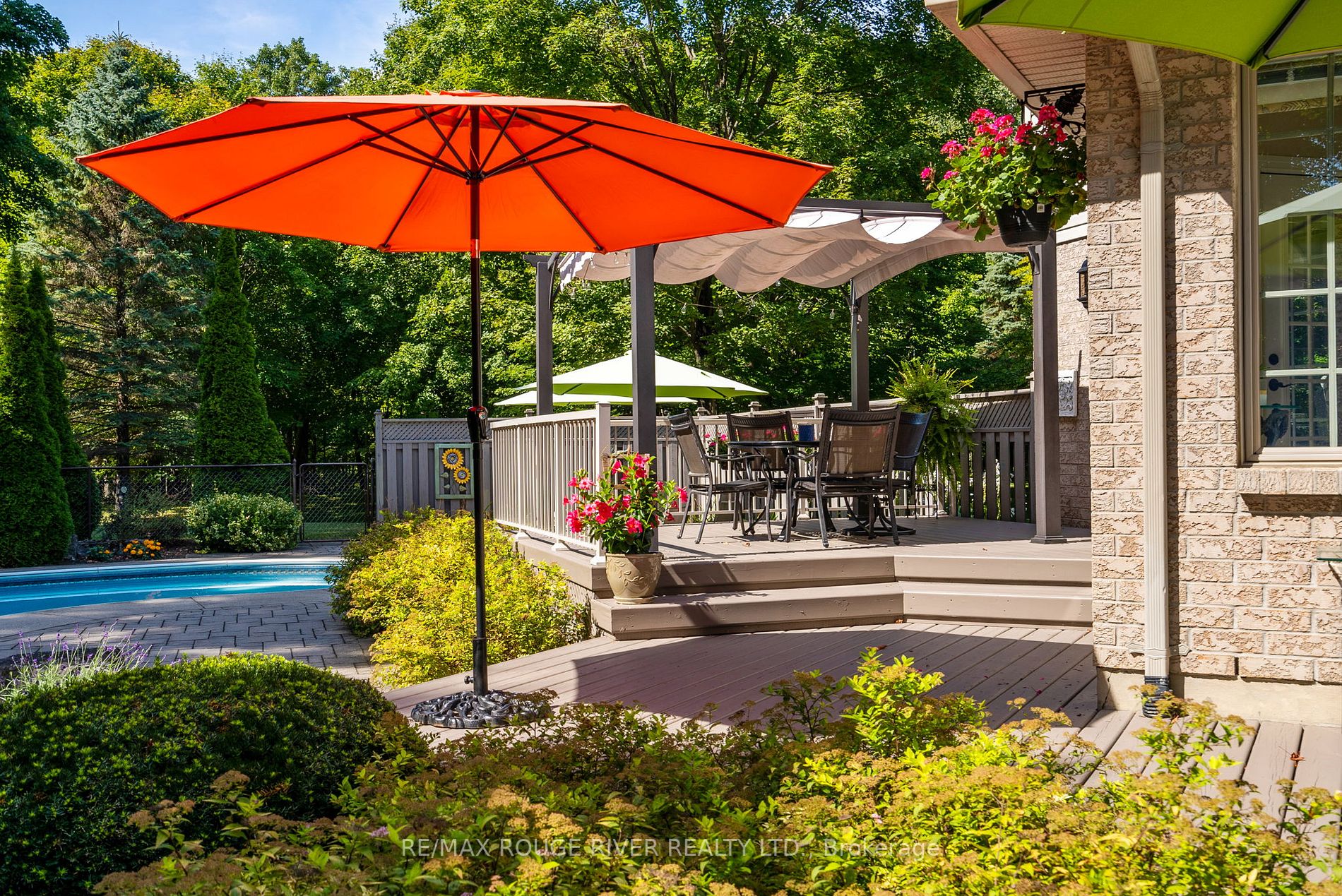 27 Timberlane Crt