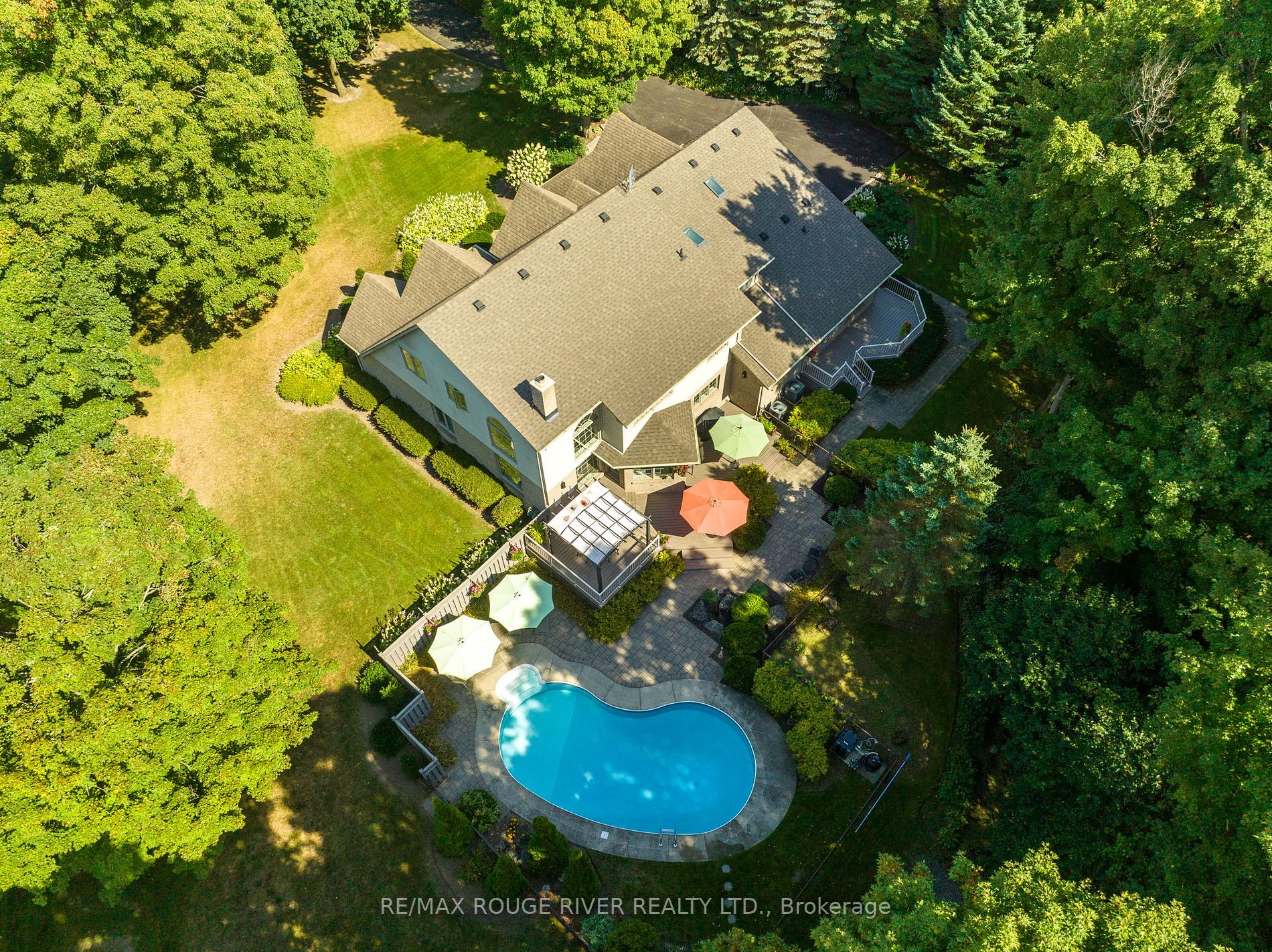 27 Timberlane Crt