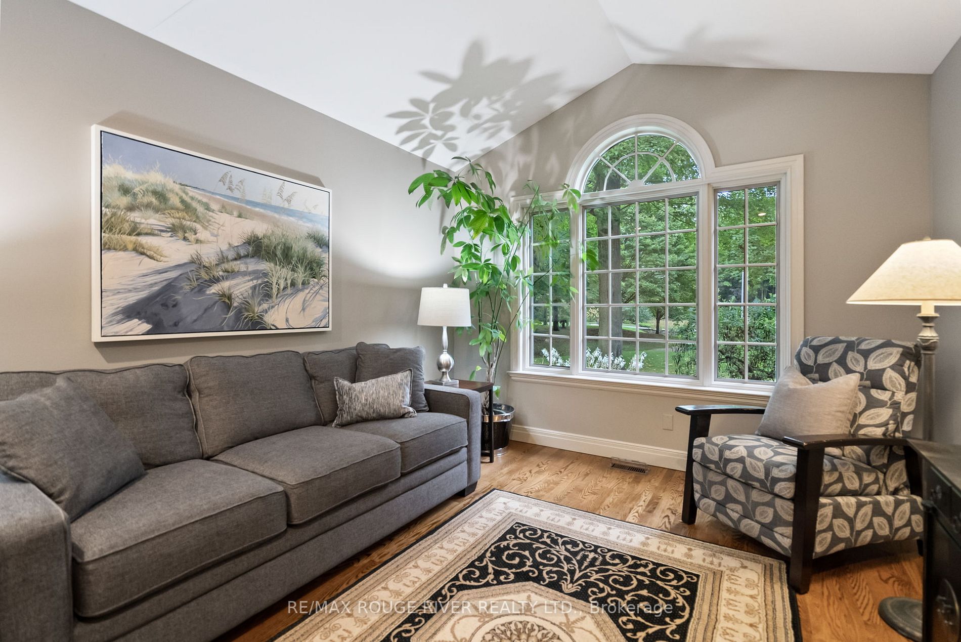 27 Timberlane Crt