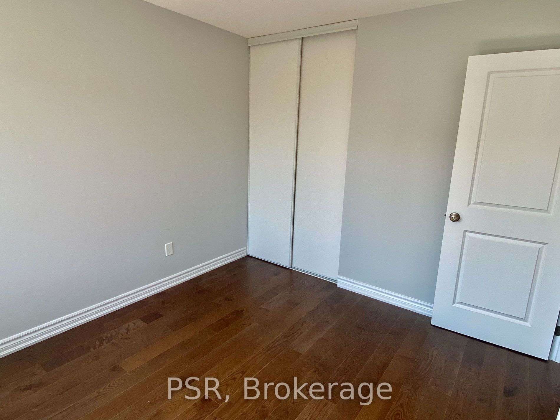 8 Douet Lane