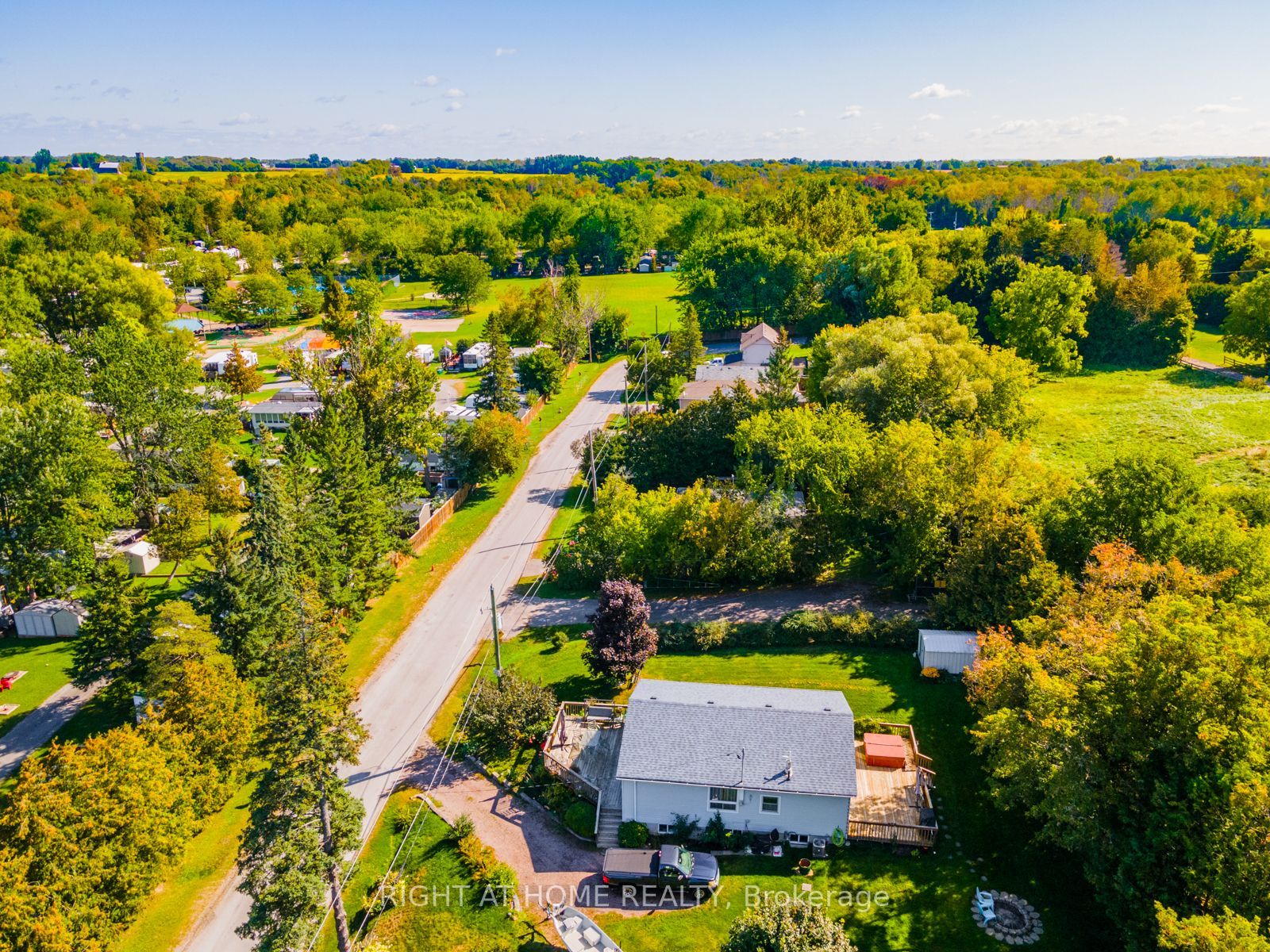 202 Platten Blvd W