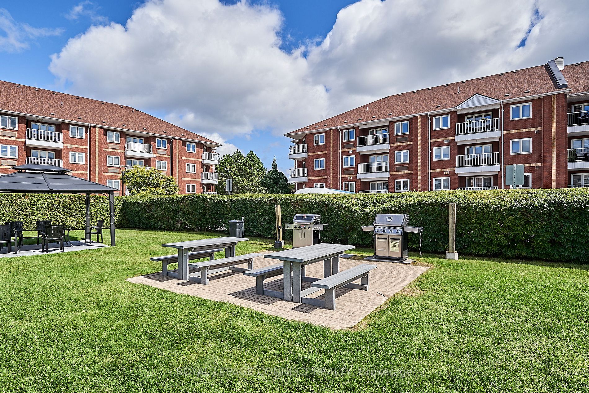 193 Lake Driveway W, #414