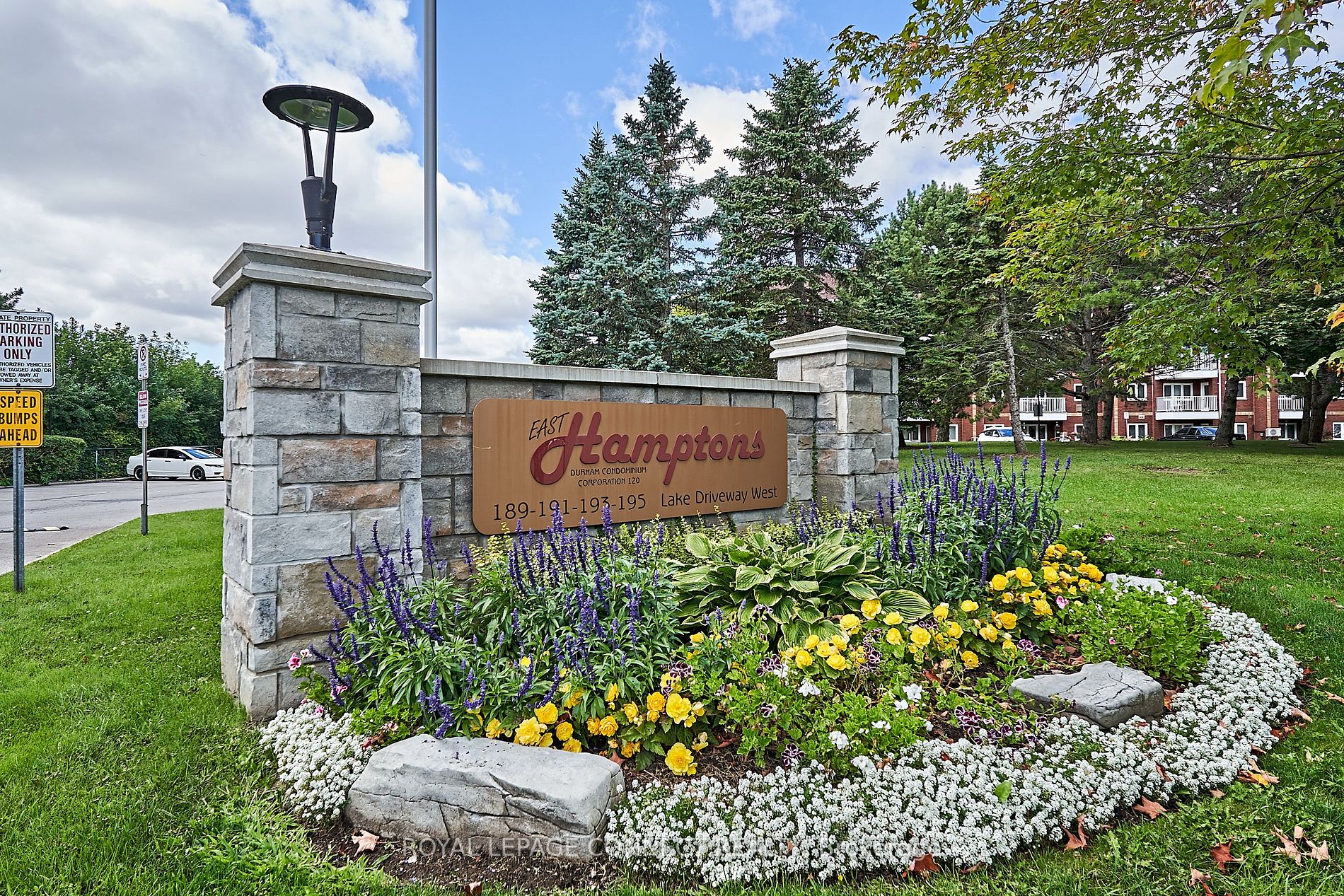 193 Lake Driveway W, #414