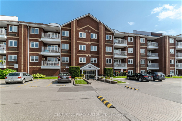 189 Lake Driveway W, Ajax