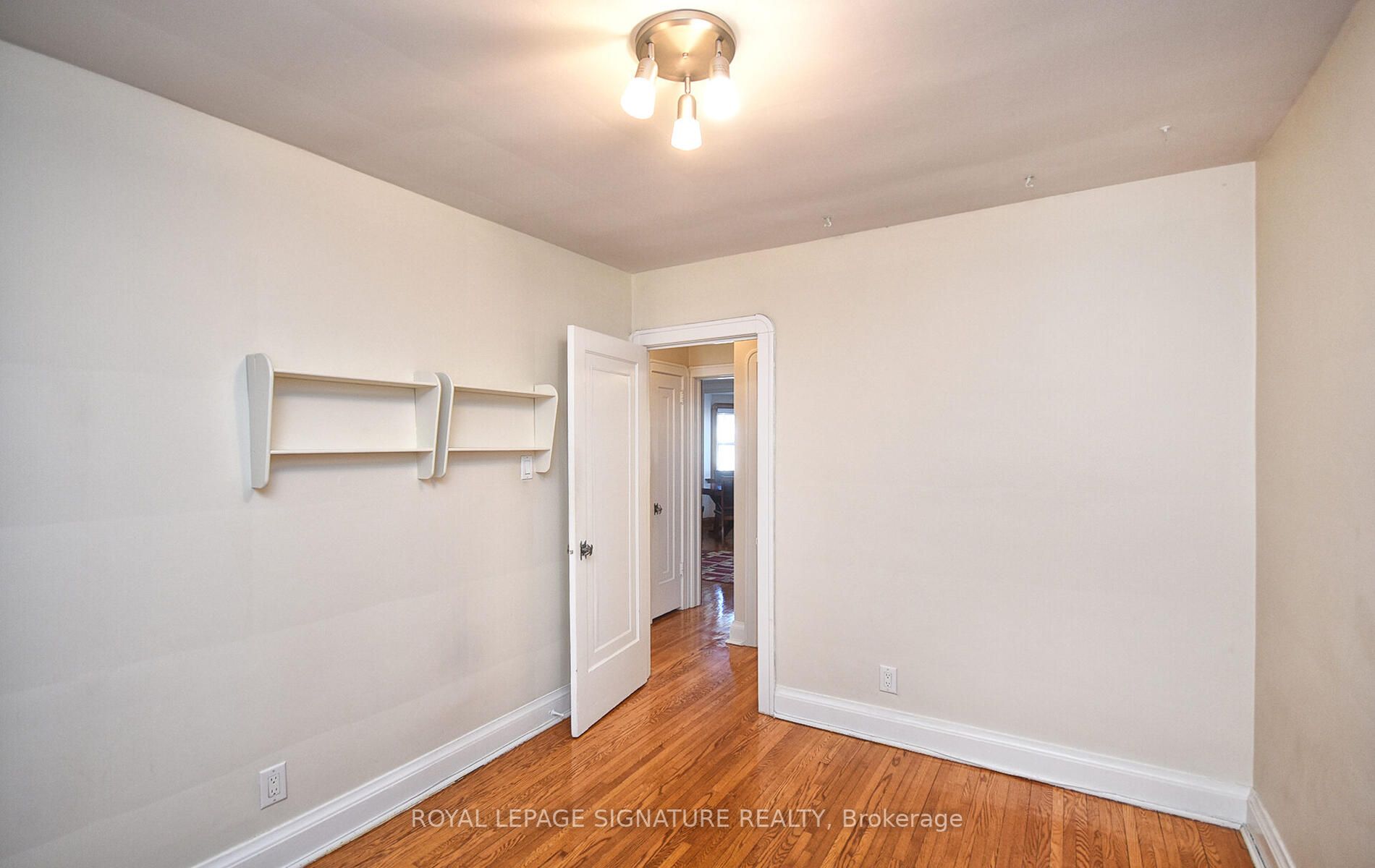 157 Woodville Ave