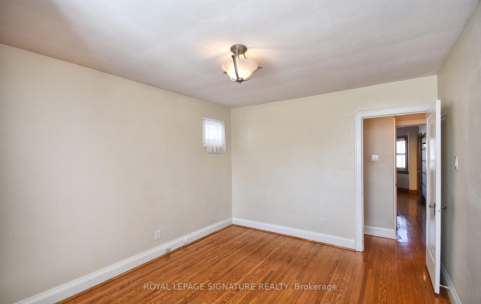 157 Woodville Ave