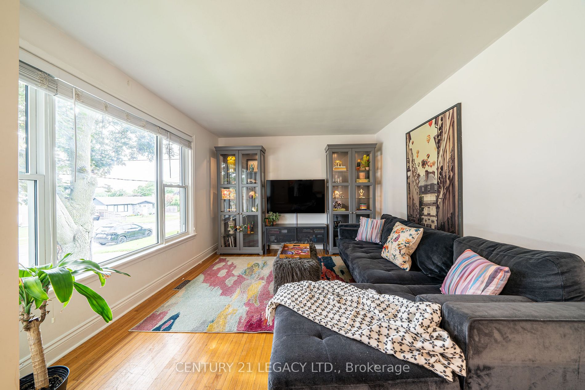 924 Greenwood Crescent