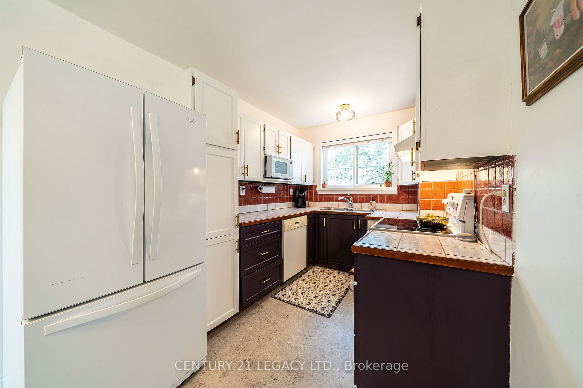 924 Greenwood Crescent