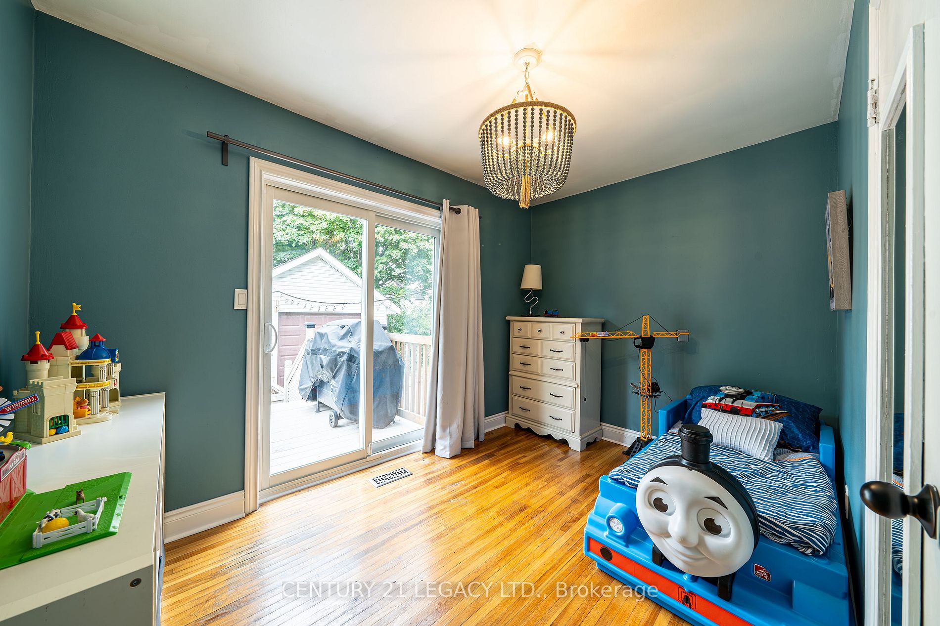 924 Greenwood Crescent