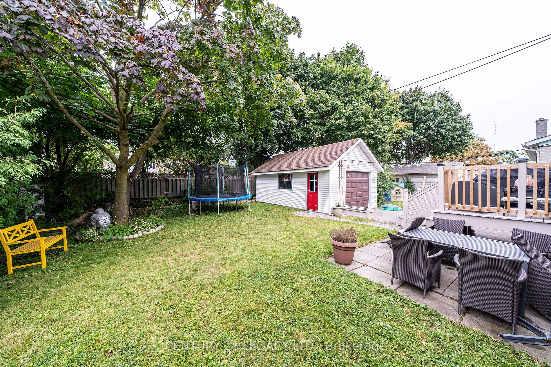 924 Greenwood Crescent