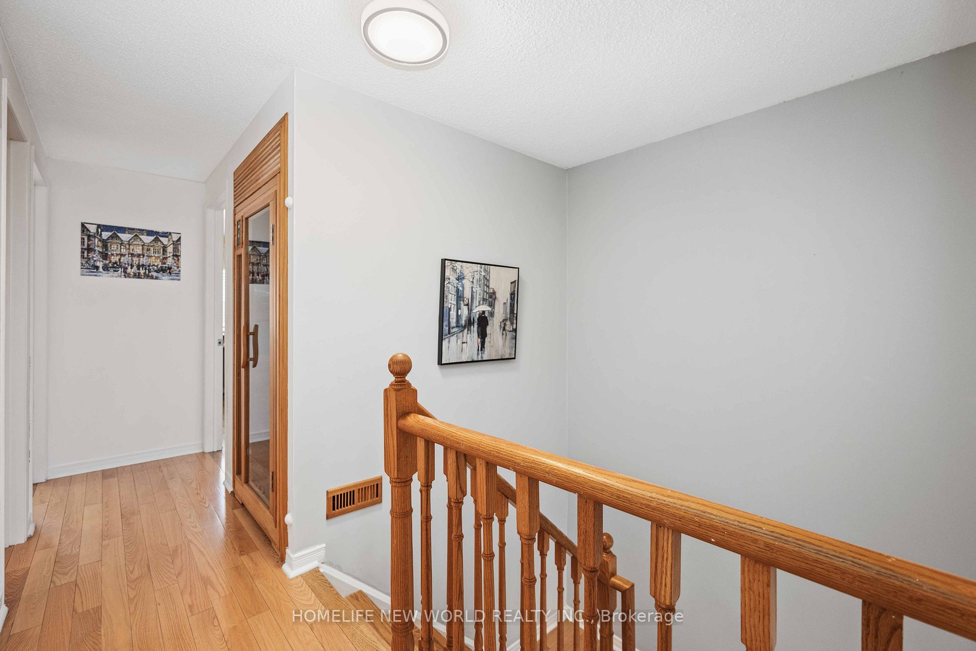 48 Mccullock Crescent