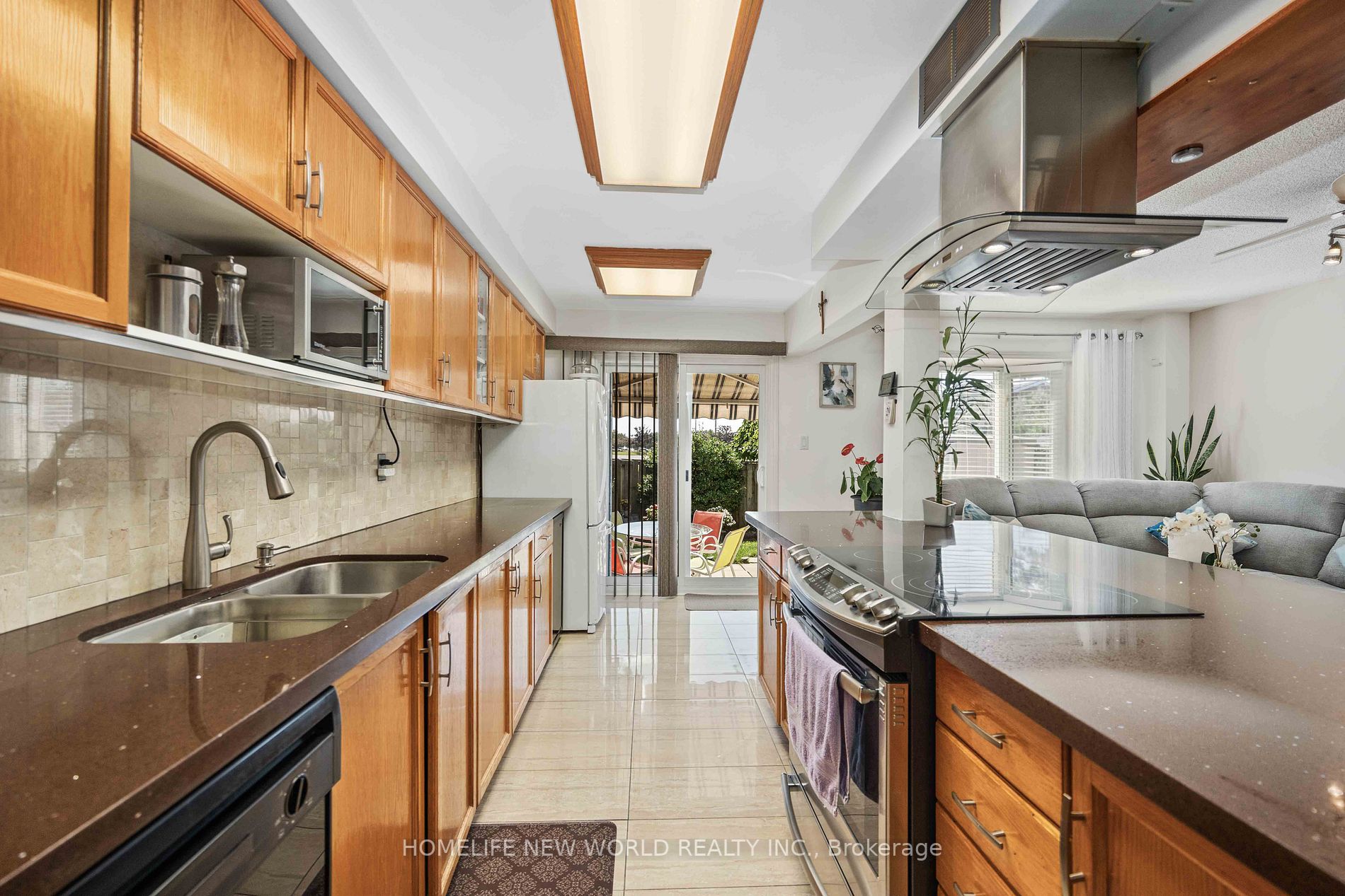 48 Mccullock Crescent