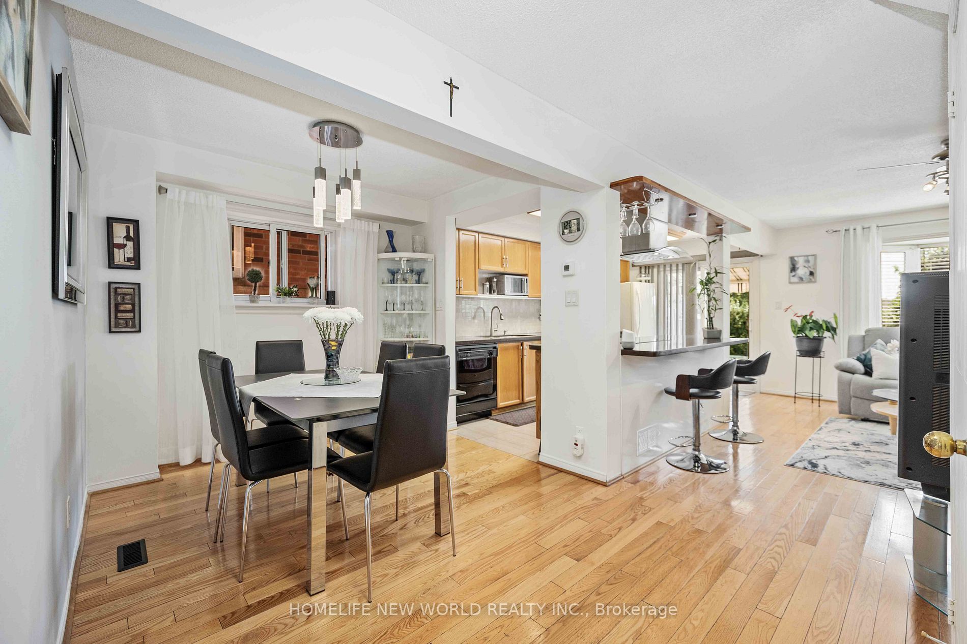 48 Mccullock Crescent