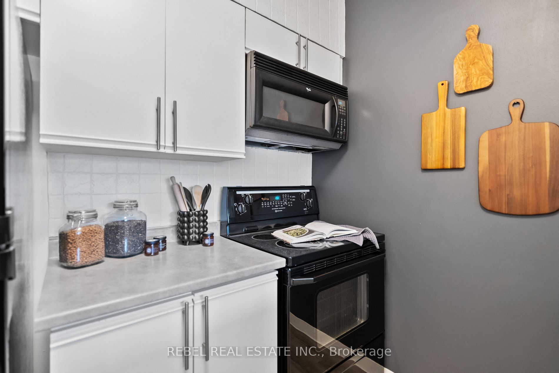 1665 Pickering Parkway, #106