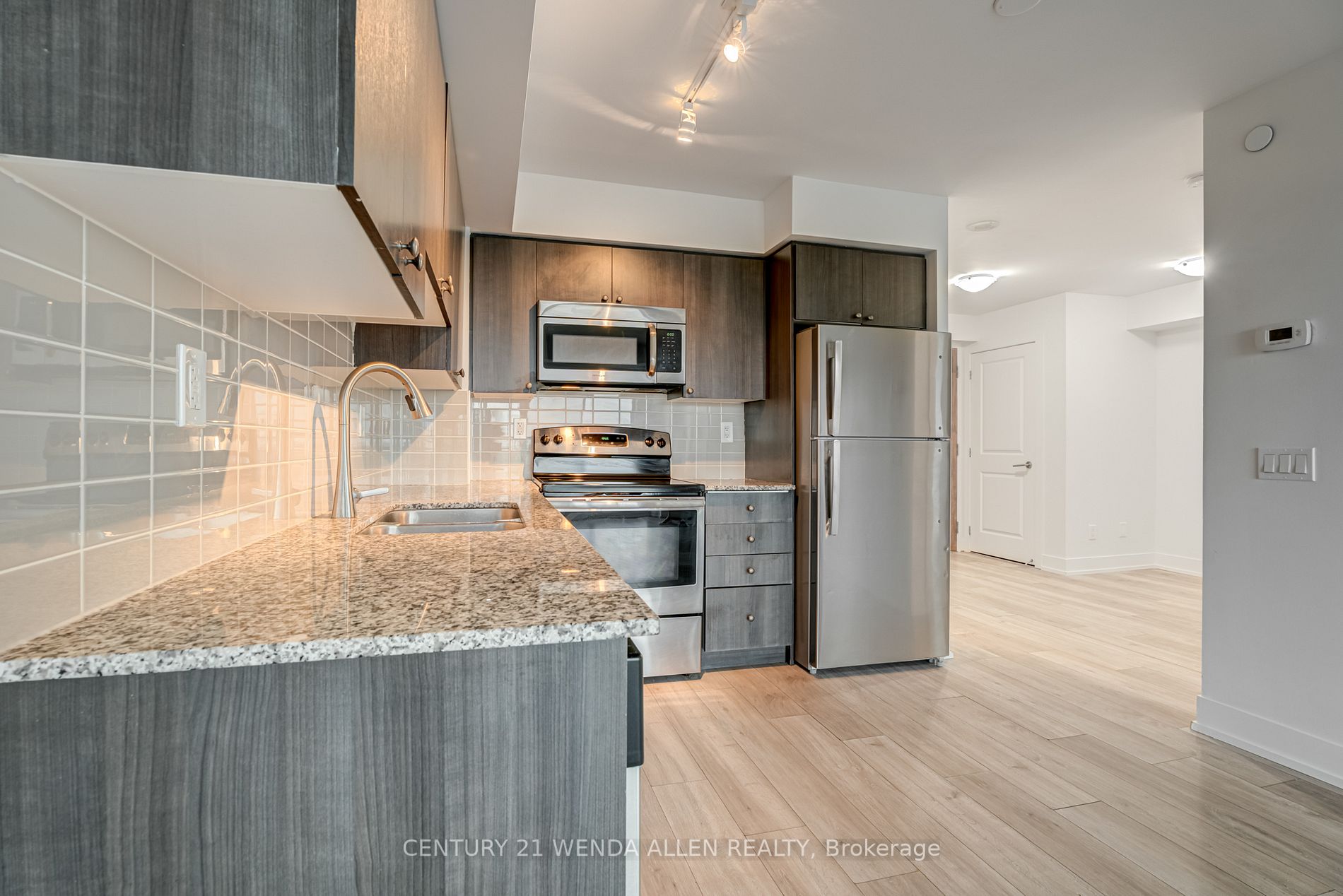 1215 Bayly St, #1308