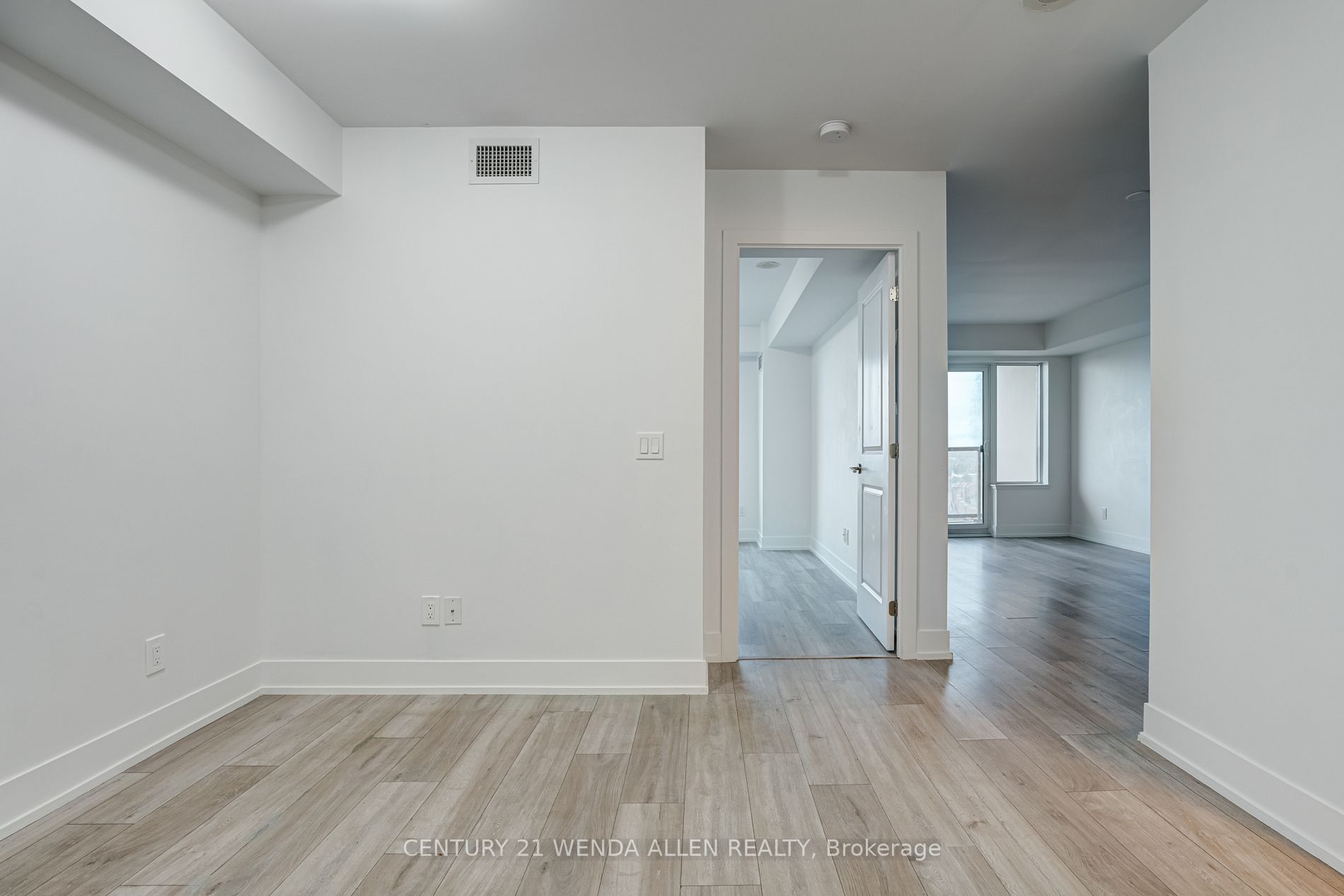 1215 Bayly St, #1308