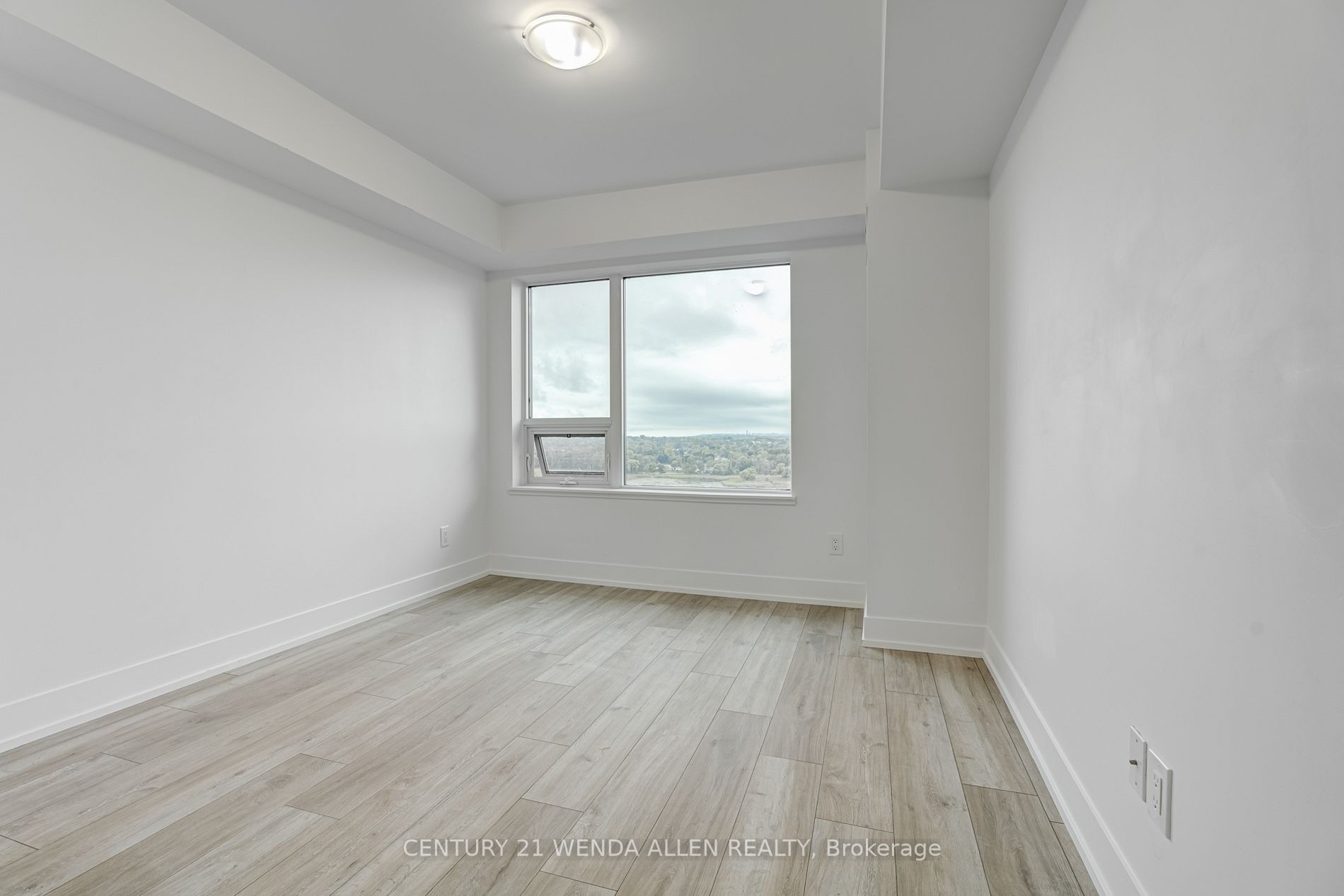 1215 Bayly St, #1308
