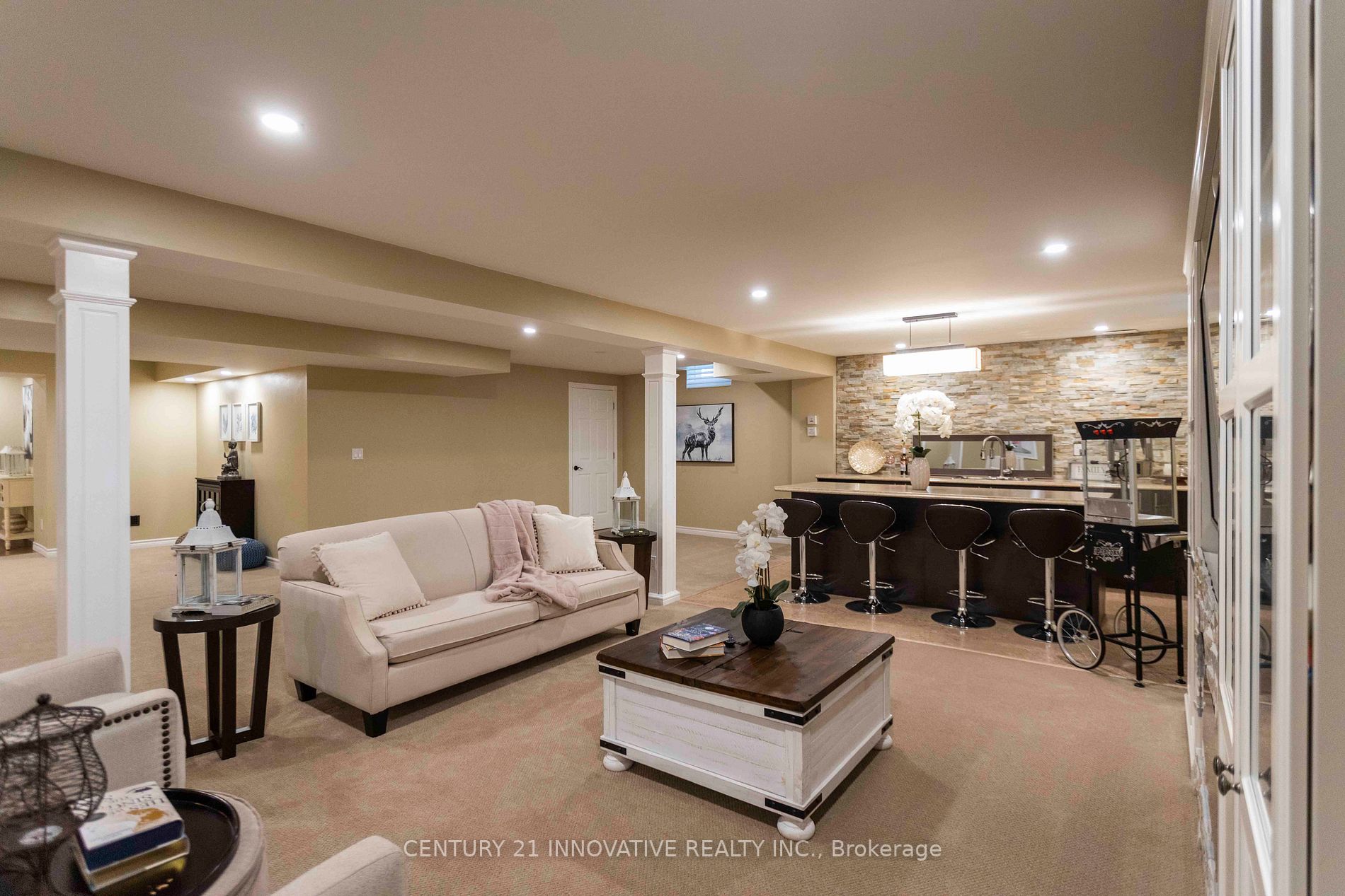 1365 Maddock Dr