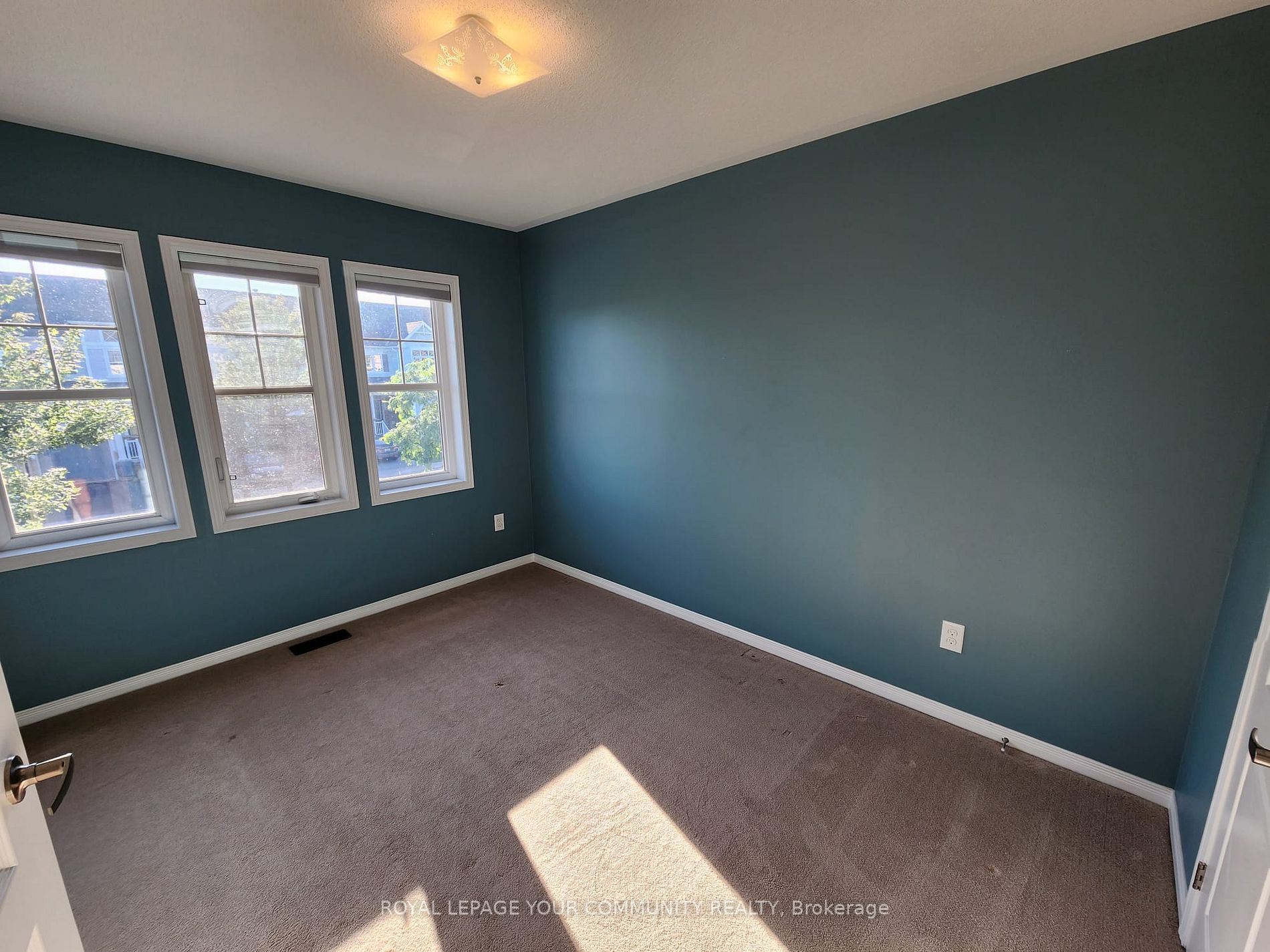 3 Southshore St