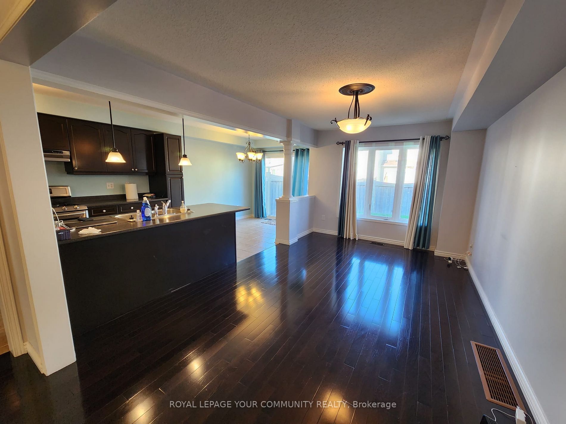 3 Southshore St