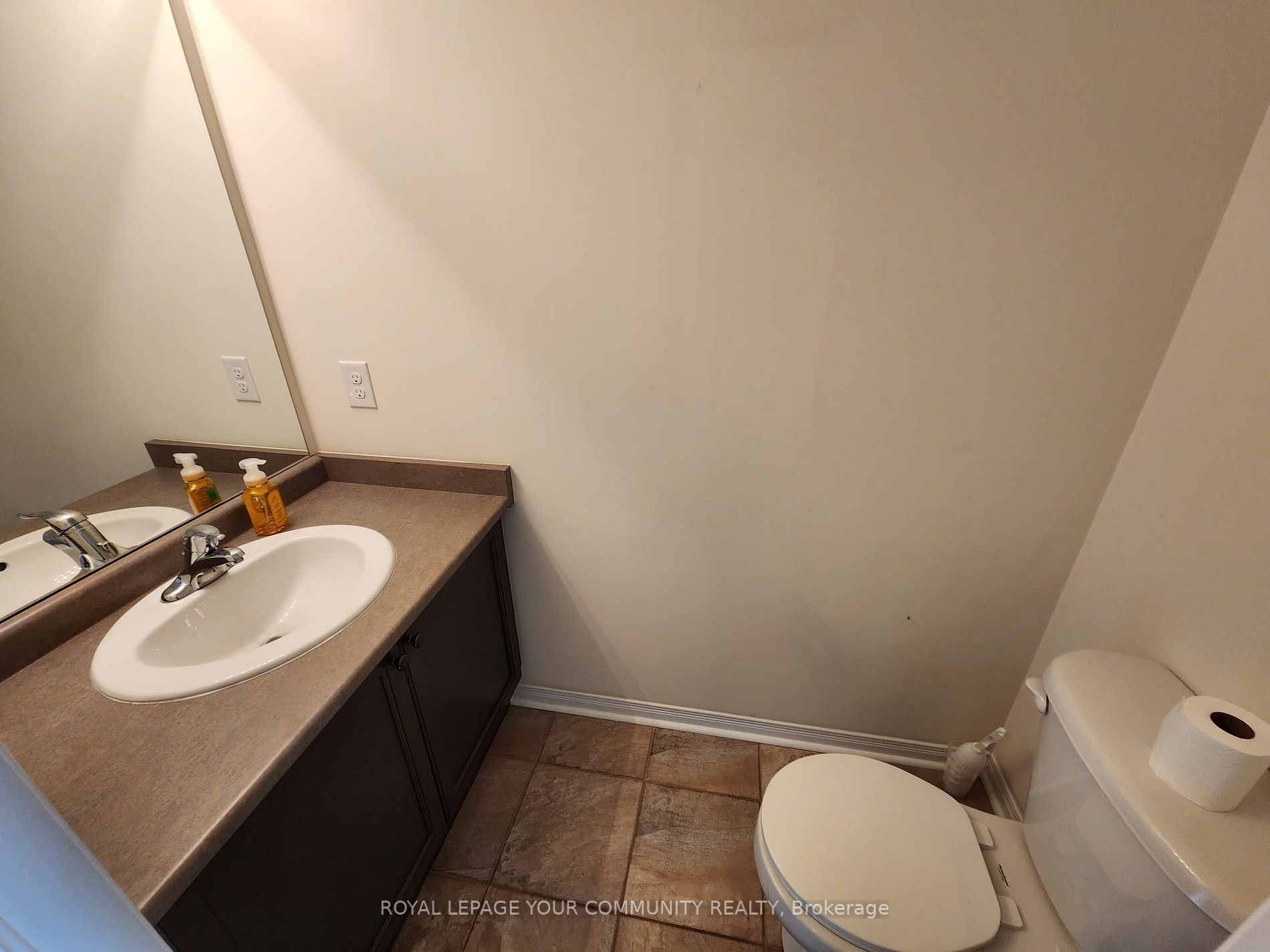 3 Southshore St