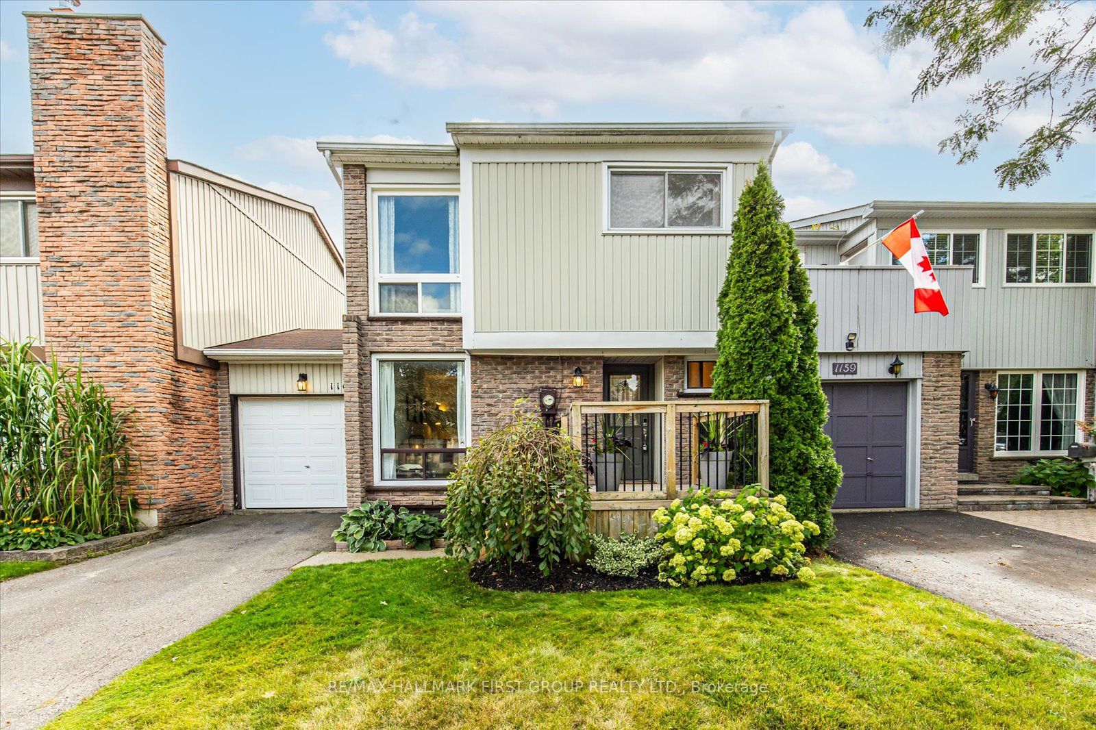 1161 Canborough Cres