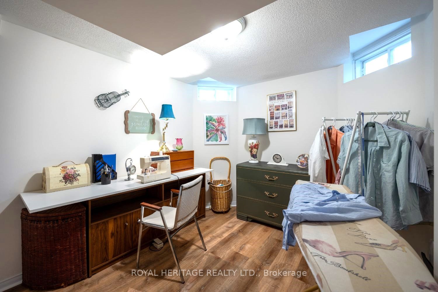 18 Kressman Crt