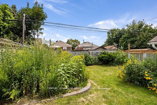 159 Cadillac Ave S