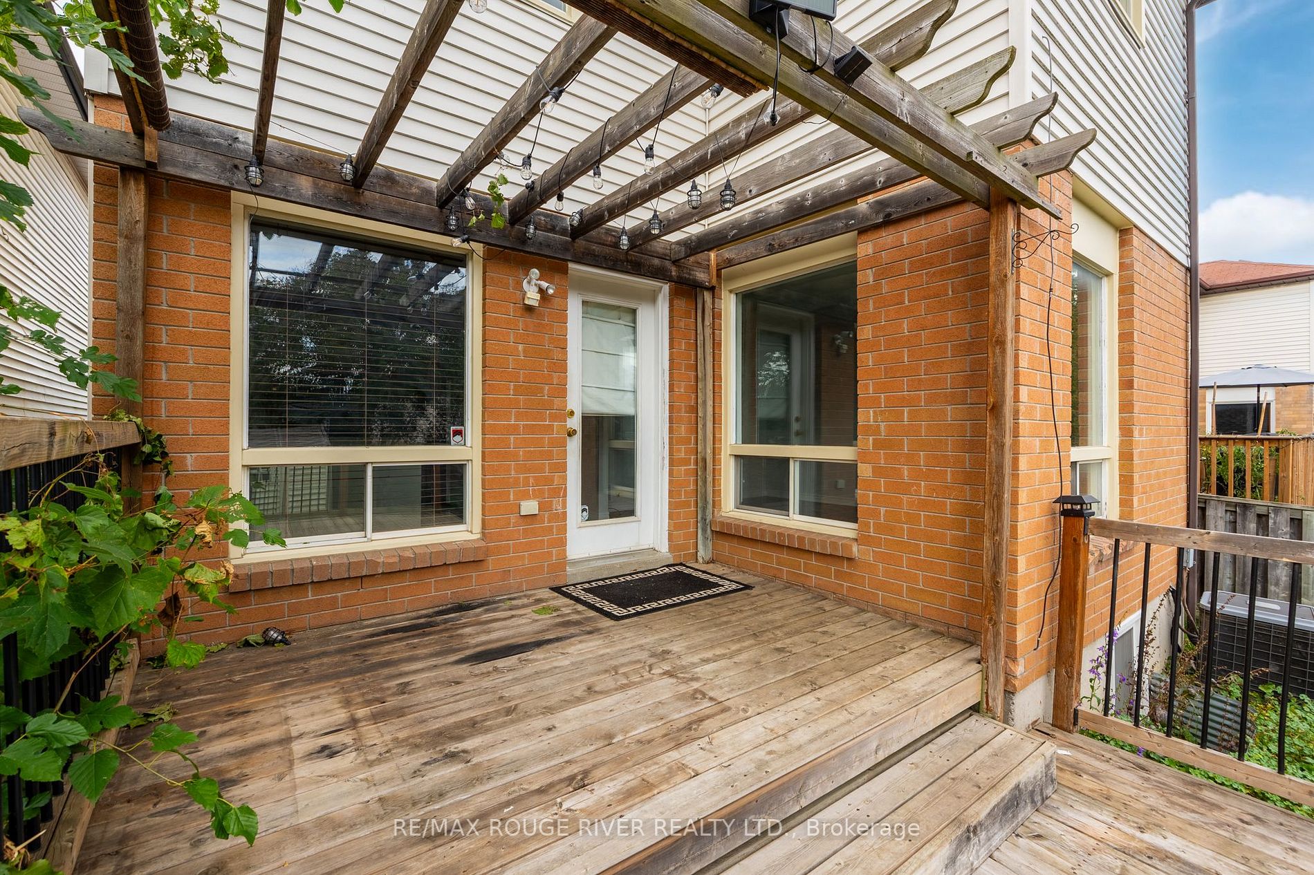 95 B Concession St E, #Upper