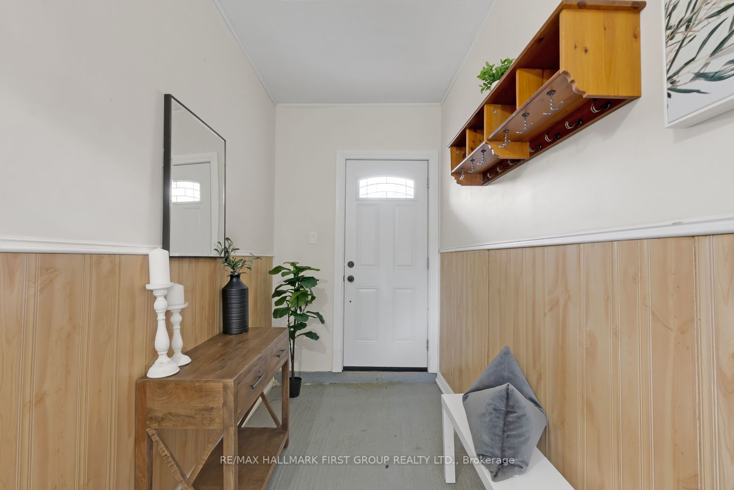 146 Scugog St