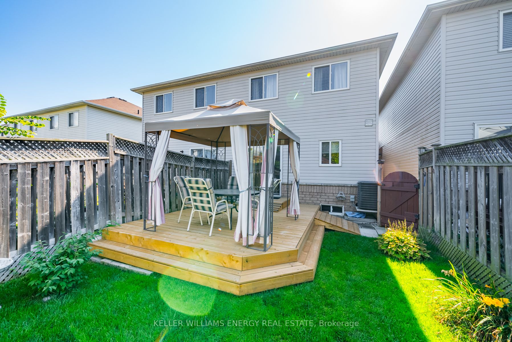 334 Swindells St