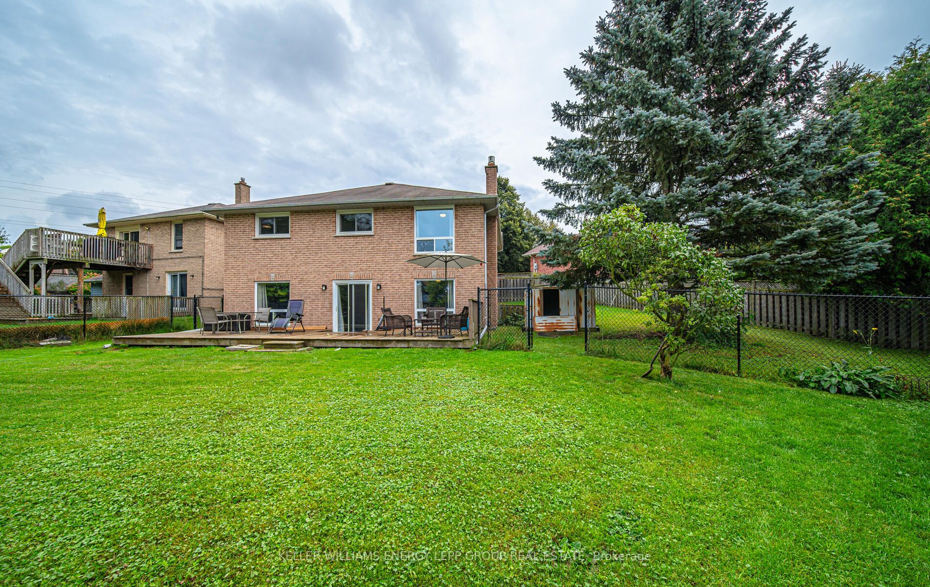 10 Hiscox Crt