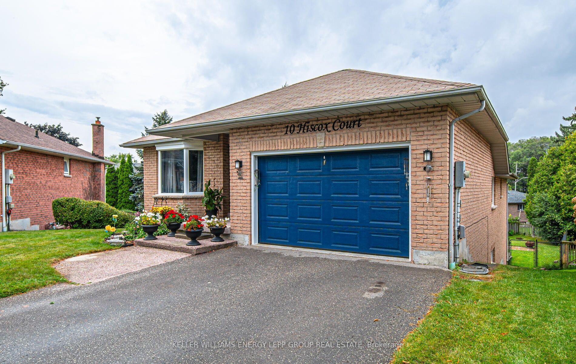 10 Hiscox Crt