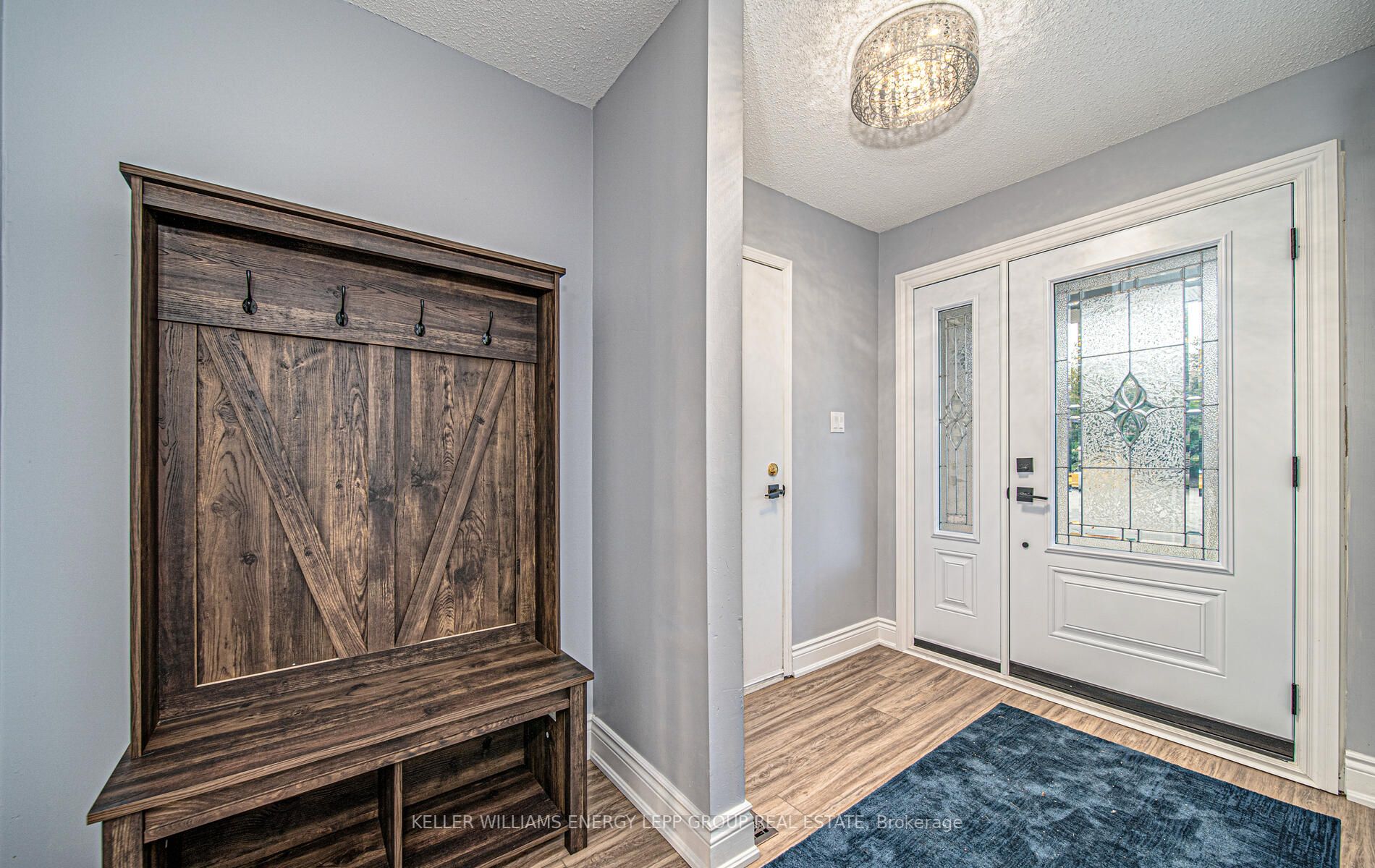 10 Hiscox Crt