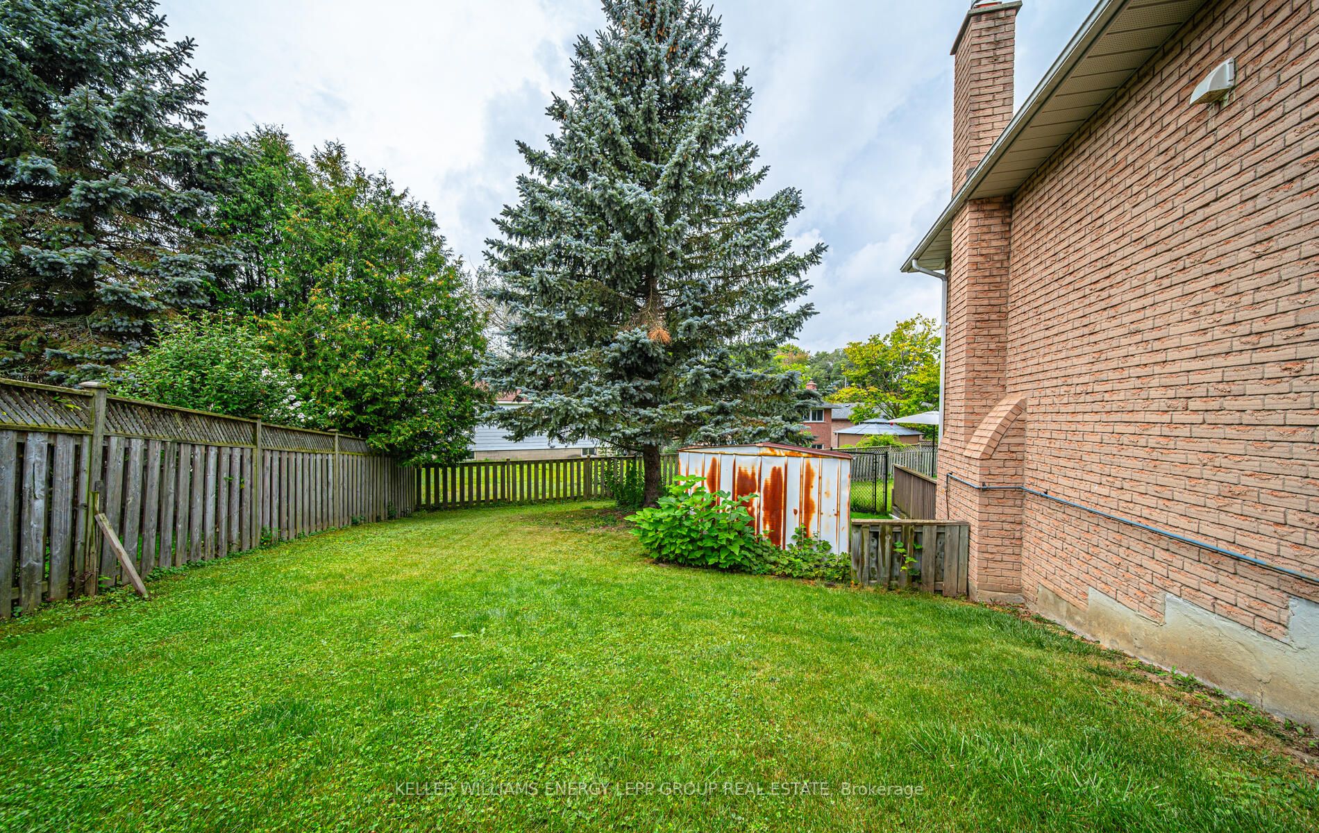 10 Hiscox Crt