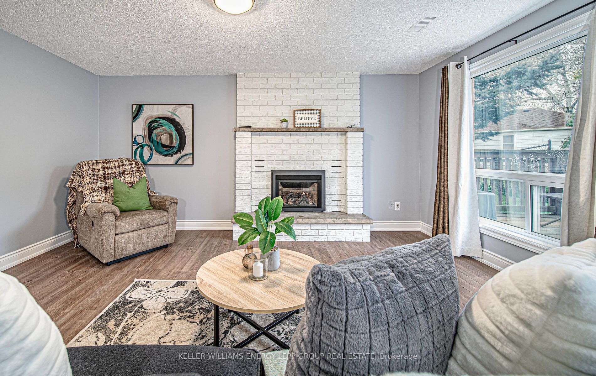 10 Hiscox Crt