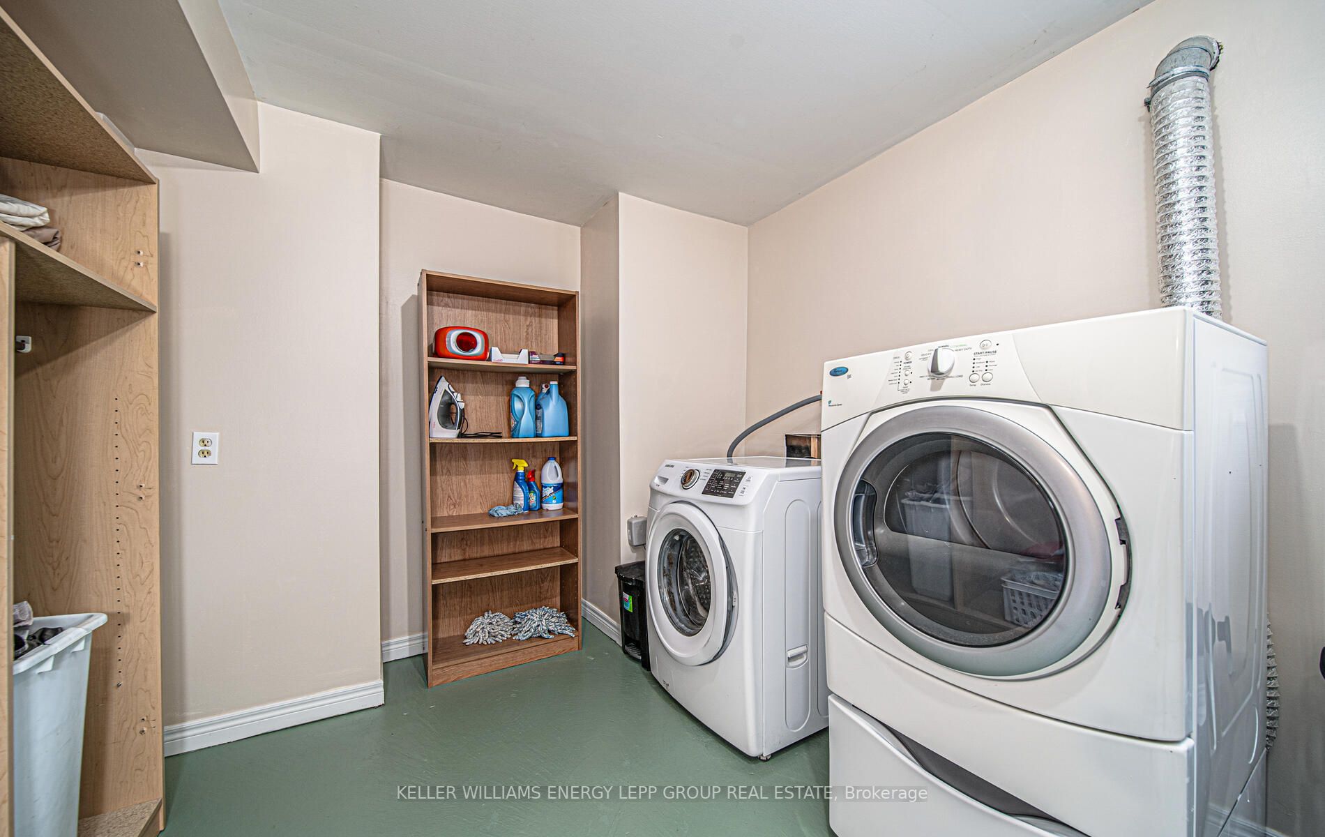 10 Hiscox Crt