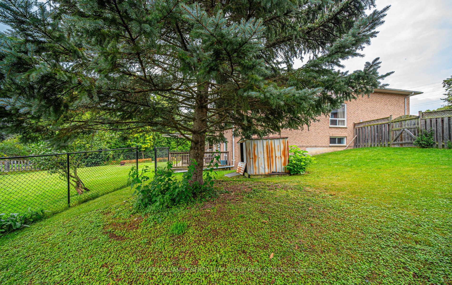 10 Hiscox Crt